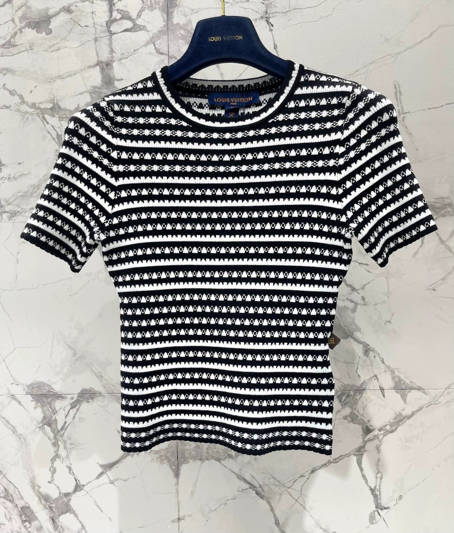 25 Summer new black and white striped knitted short sleeves
