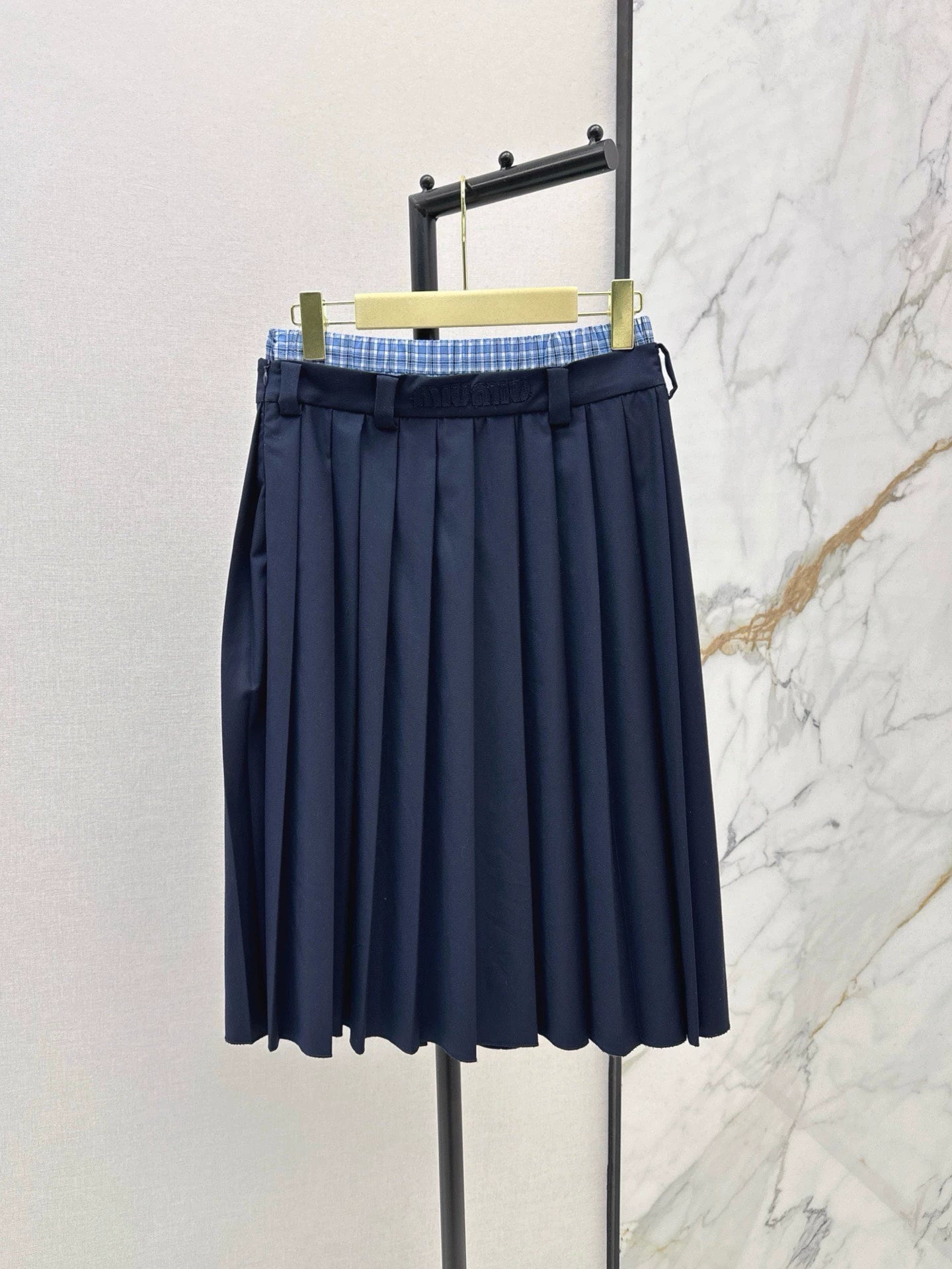 25SS pleated skirt