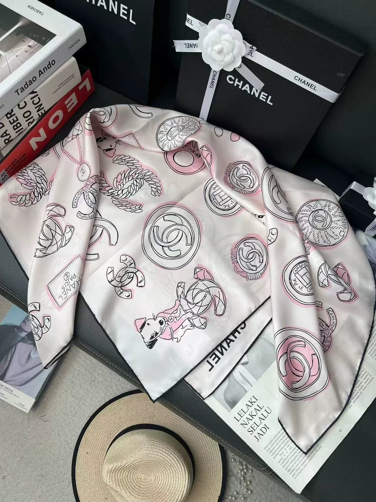 C 25 Camellia Scarf(pink/white)