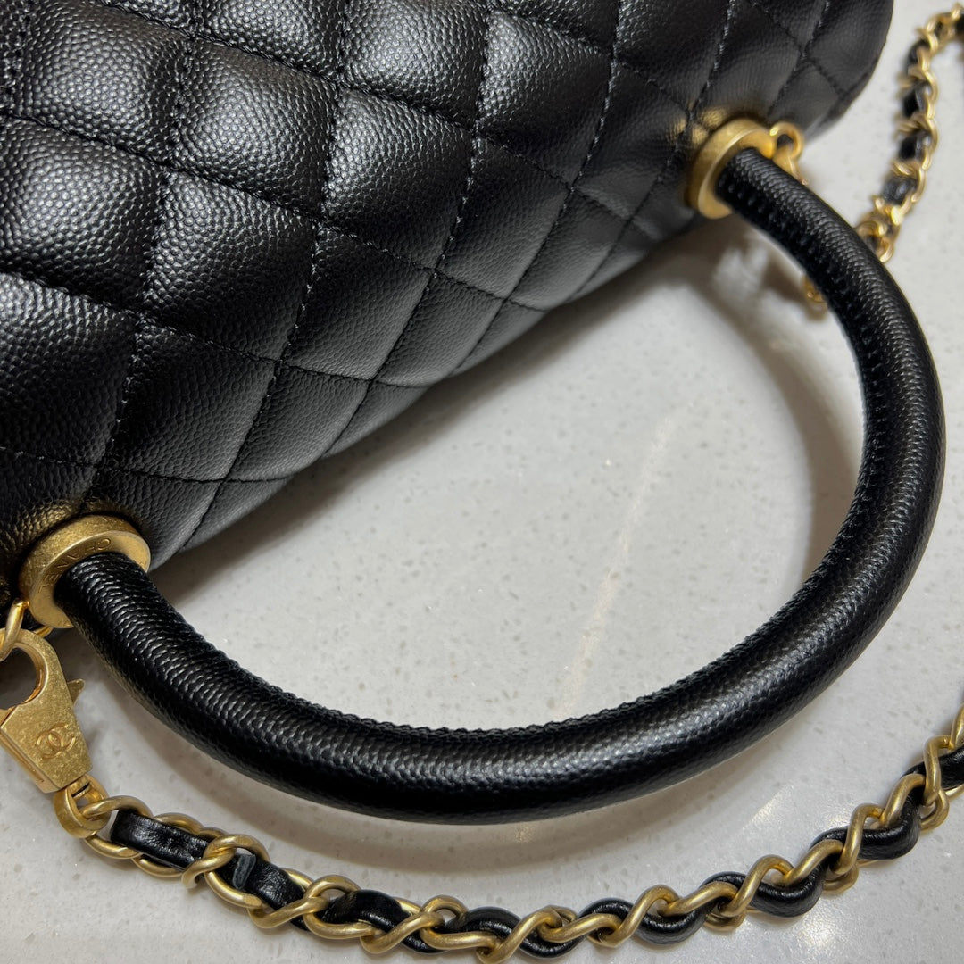 LARGE FLAP BAG WITH TOP HANDLE 29 Small Grained Calfskin Black