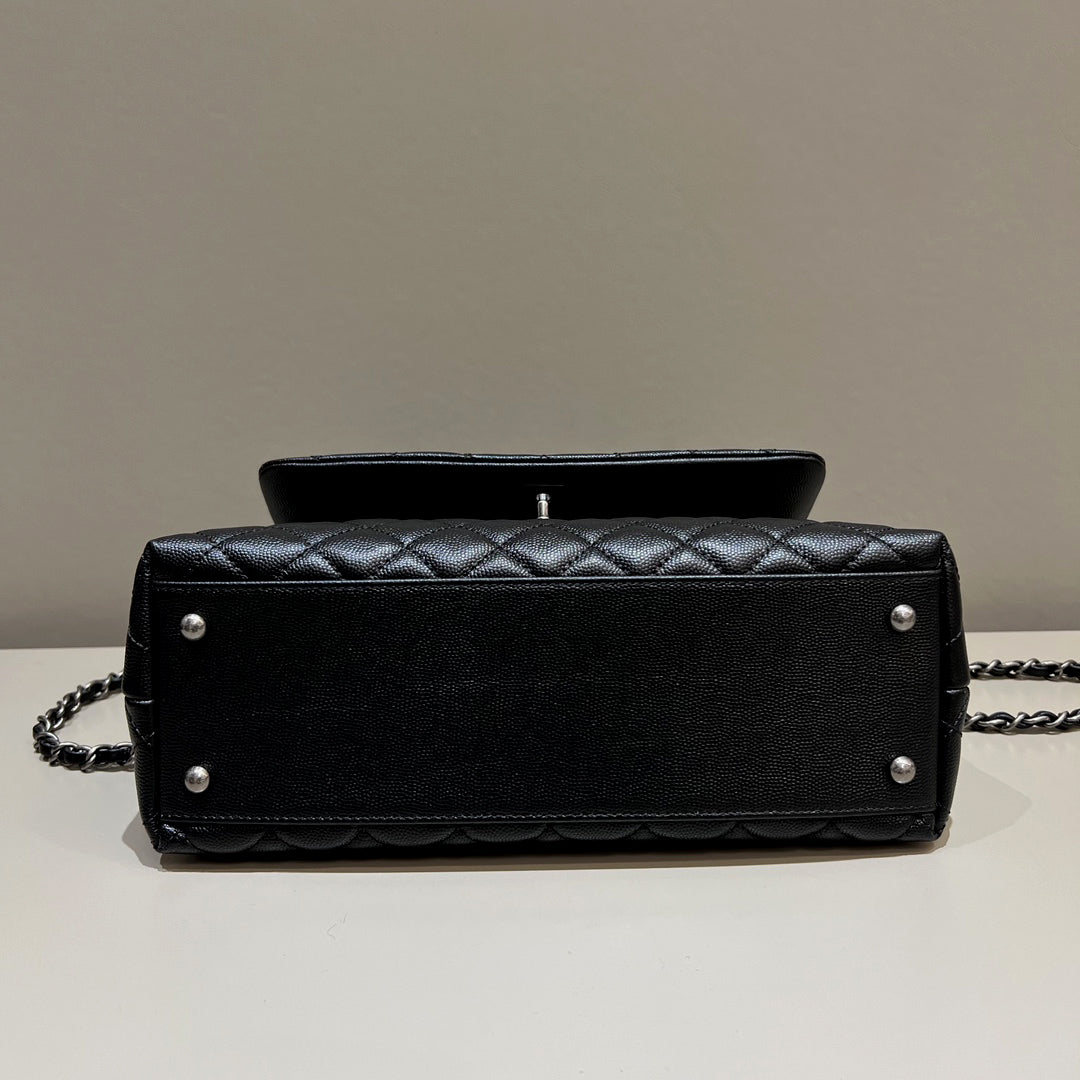 LARGE FLAP BAG WITH TOP HANDLE 29 Small Grained Calfskin Black