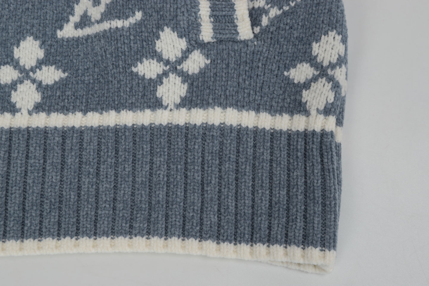 25 zipper long sleeve sweater