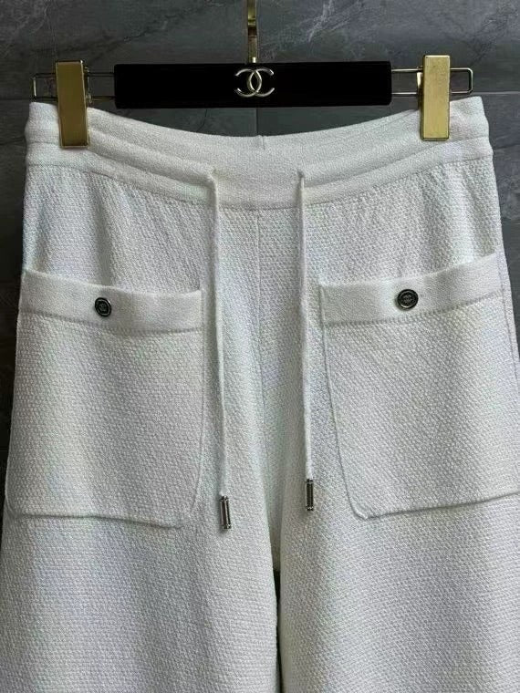 25 pairs of C wide-leg pants
