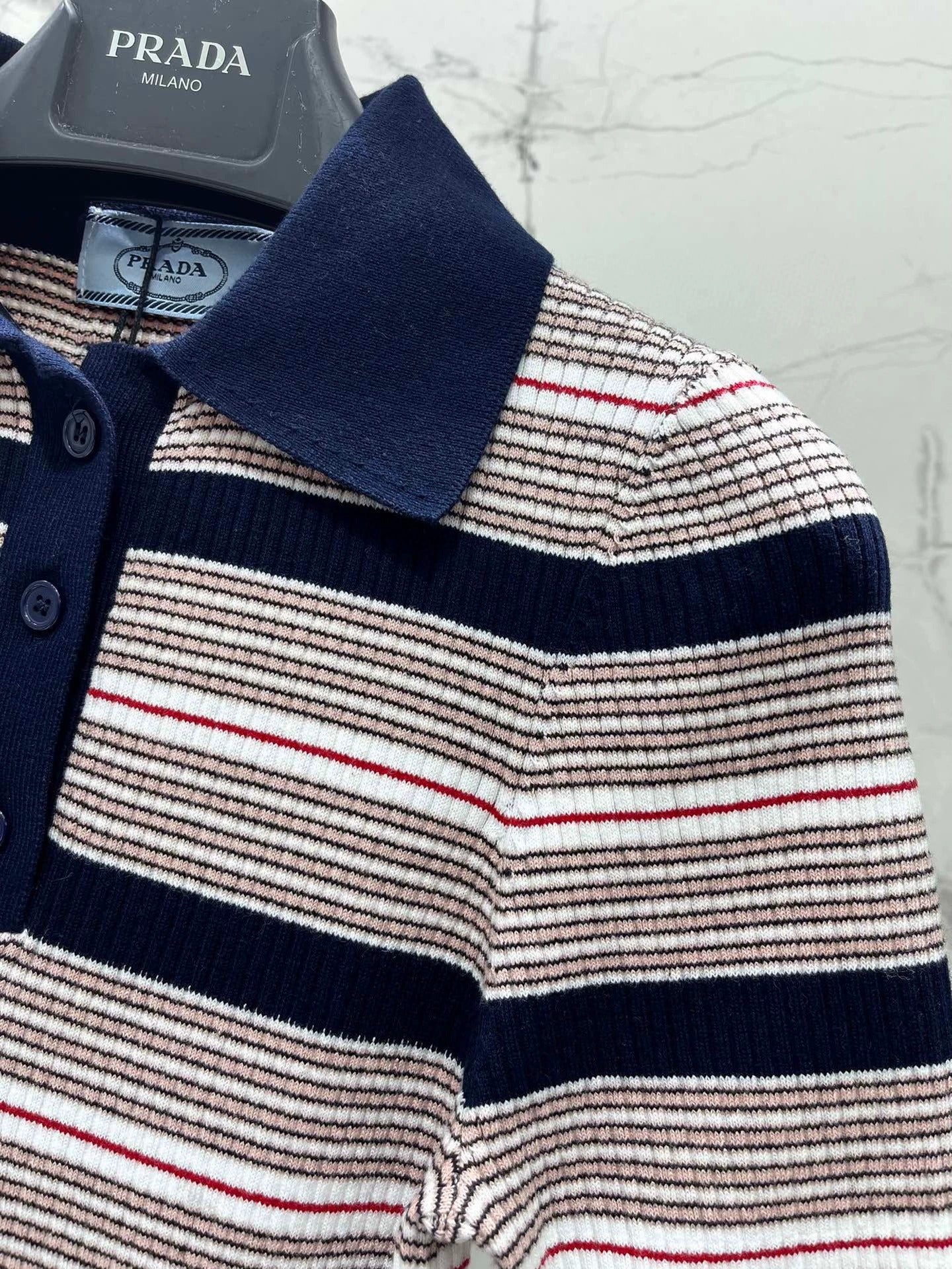 25 knitted short sleeves
