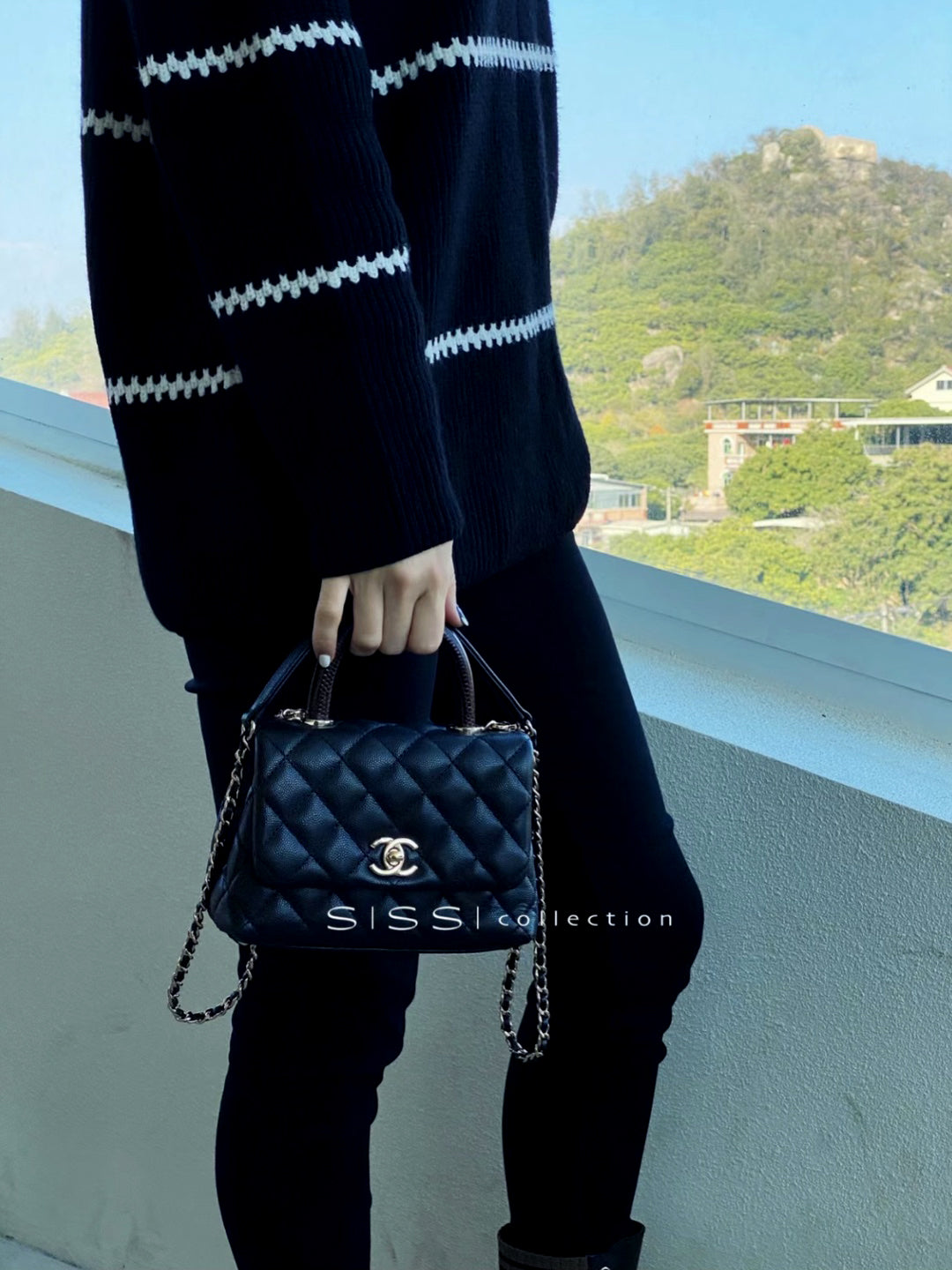 Mini Flap Bag with Top Handle Small Grained Calfskin Lizard Handle Black