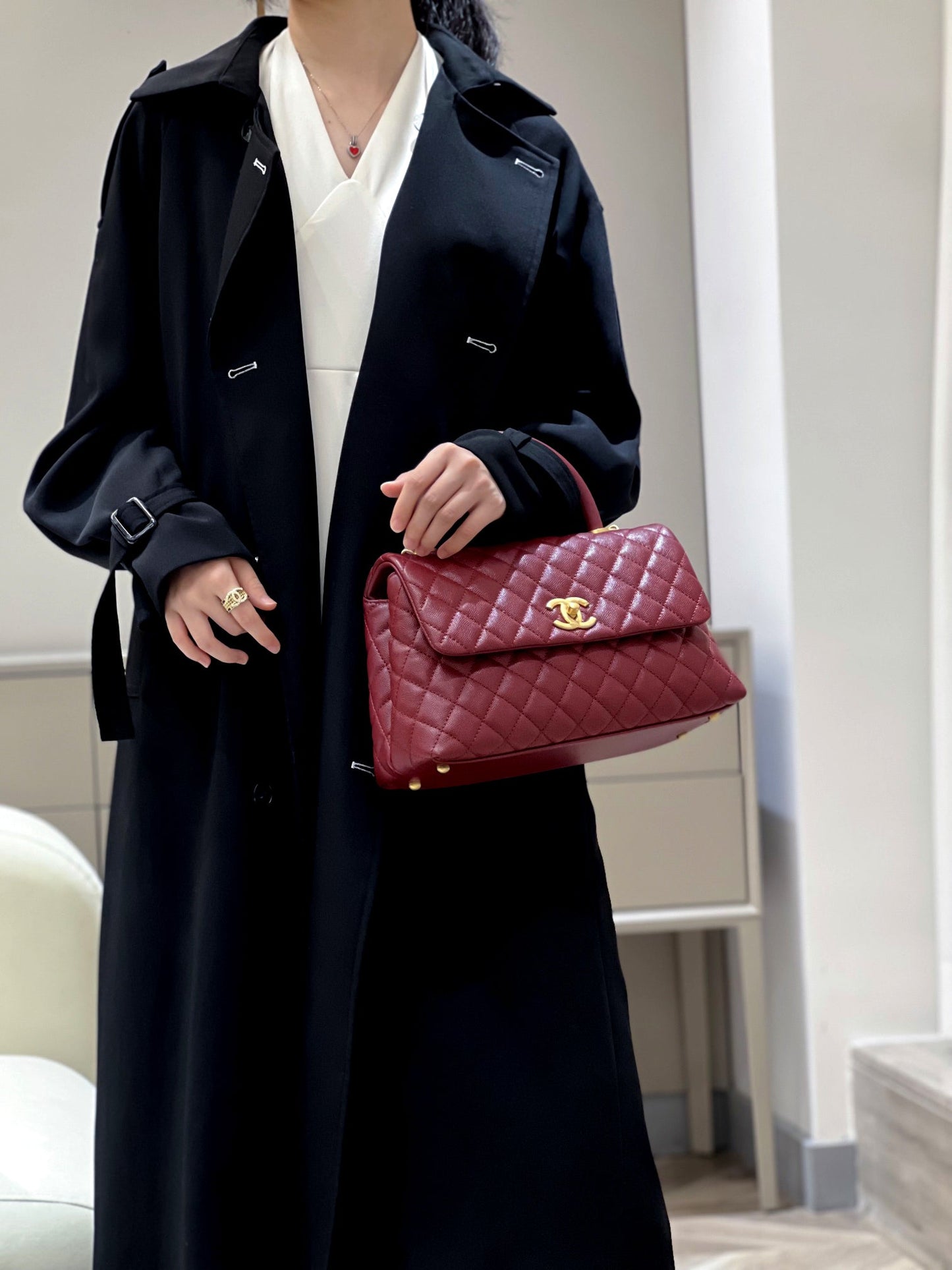 LARGE FLAP BAG WITH TOP HANDLE 29 Small Grained Calfskin Red Wine Color