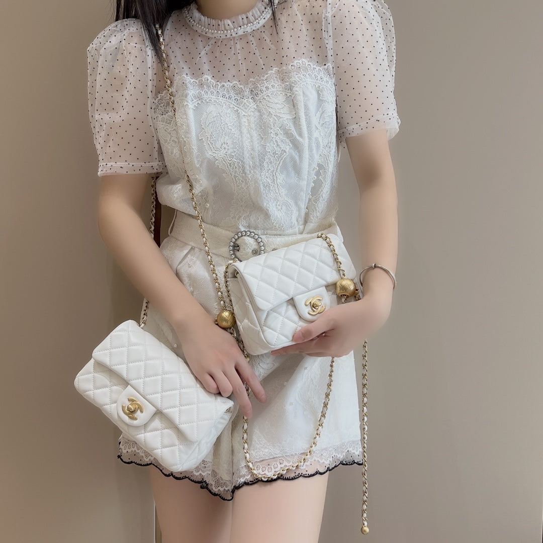 CF20 Golden Globe CLASSIC HANDBAG Lambskin Rose Red