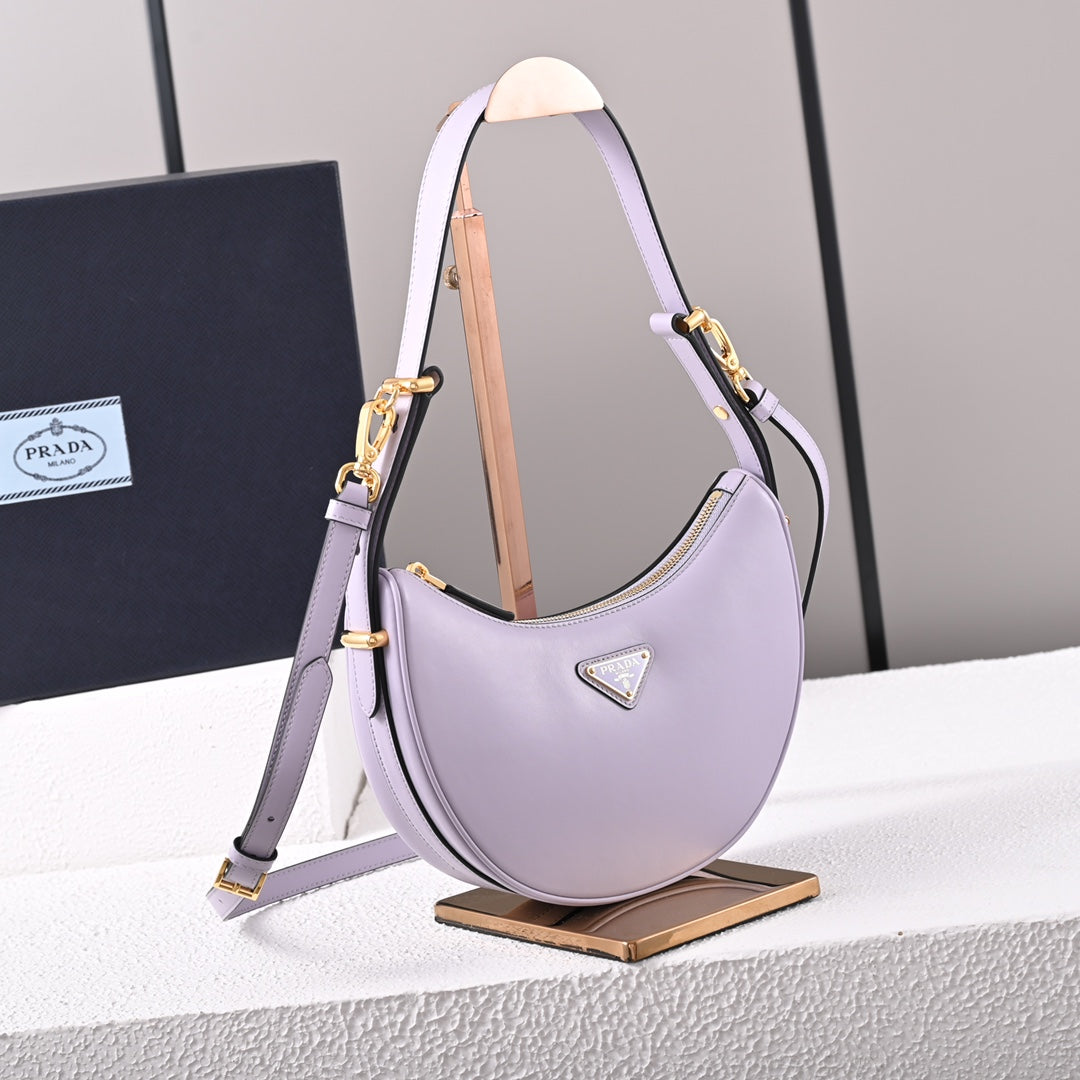 PArqué small leather shoulder bag
