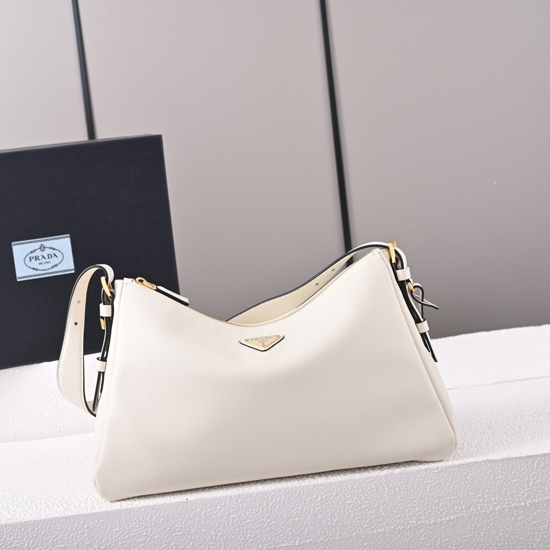 Aimée large leather shoulder bag