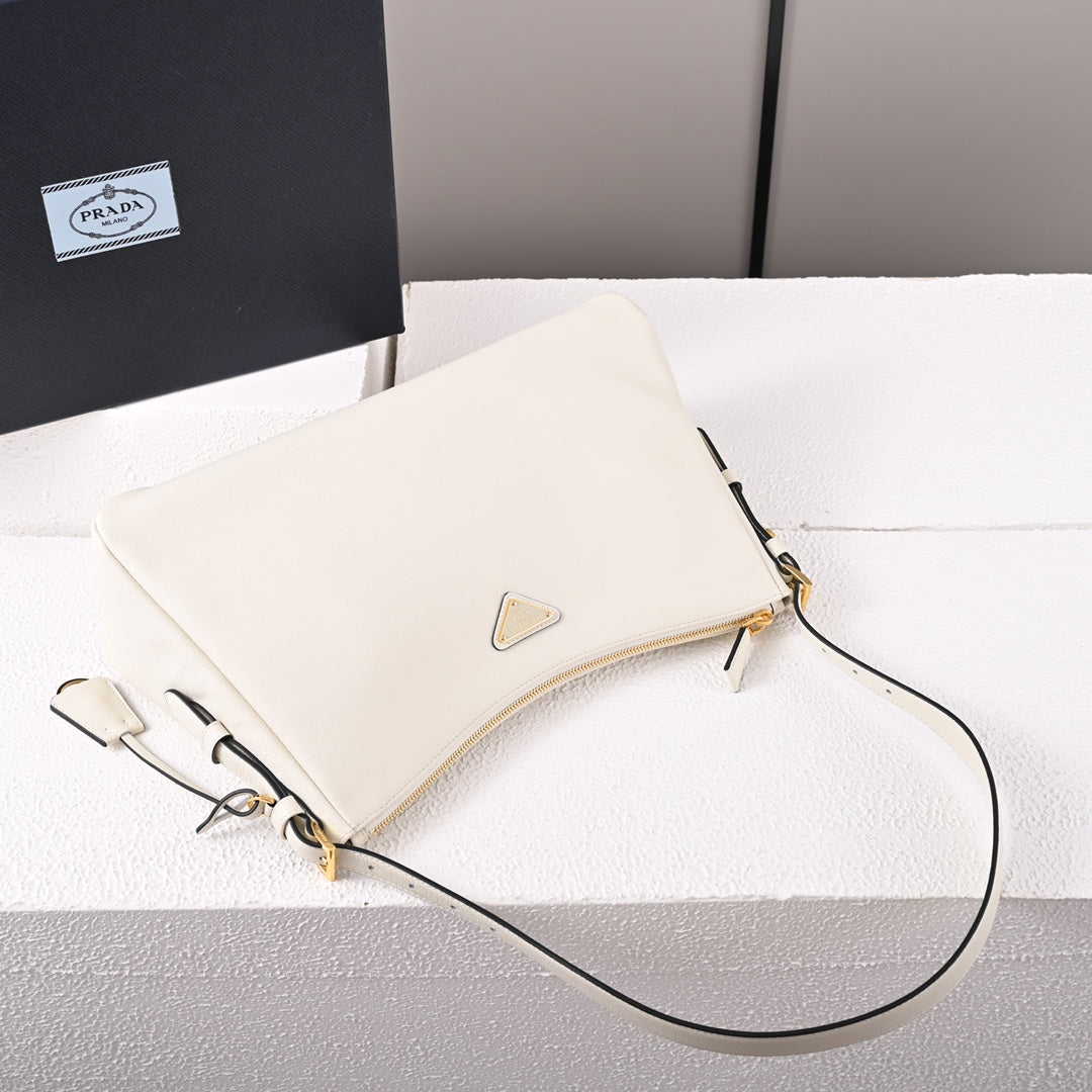 Aimée large leather shoulder bag