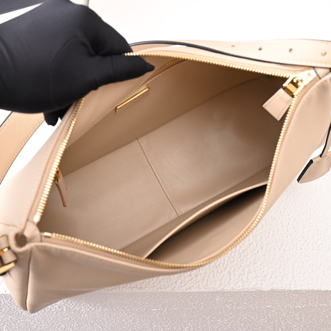 Aimée large leather shoulder bag