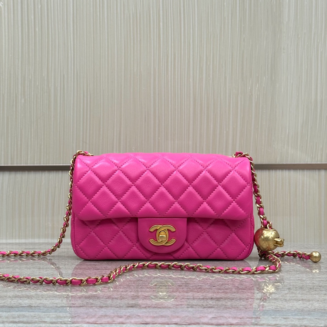 CF20 Golden Globe CLASSIC HANDBAG Lambskin Rose Red