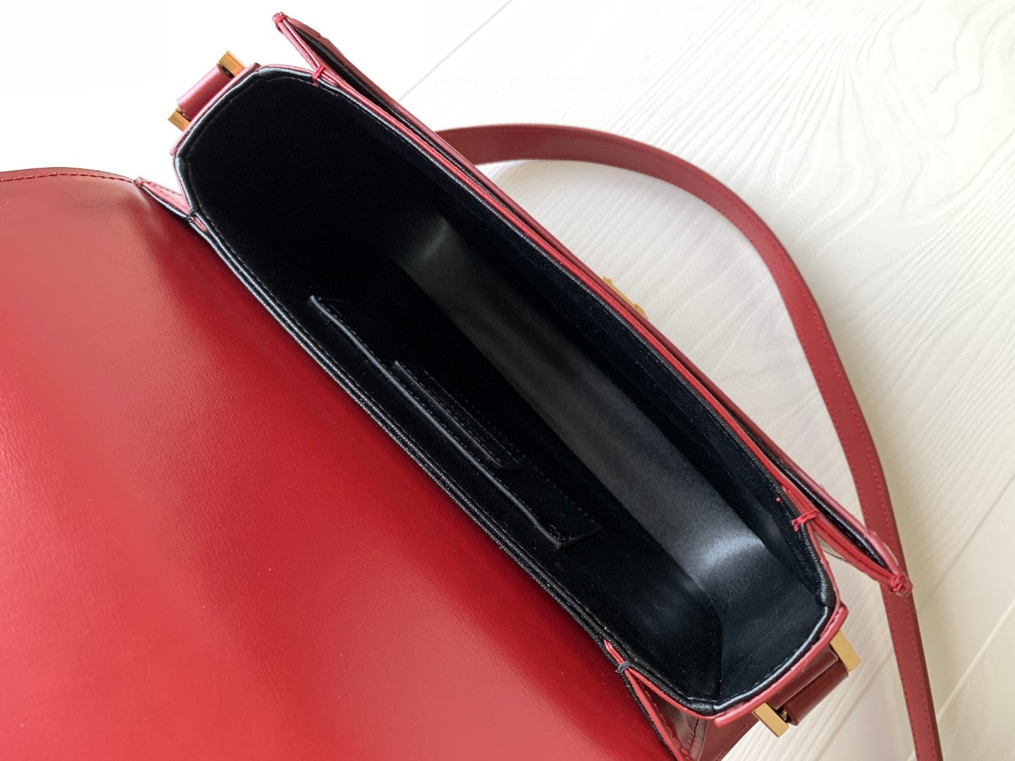 SOLFERINO MEDIUM SATCHEL IN BOX SAINT LAURENT