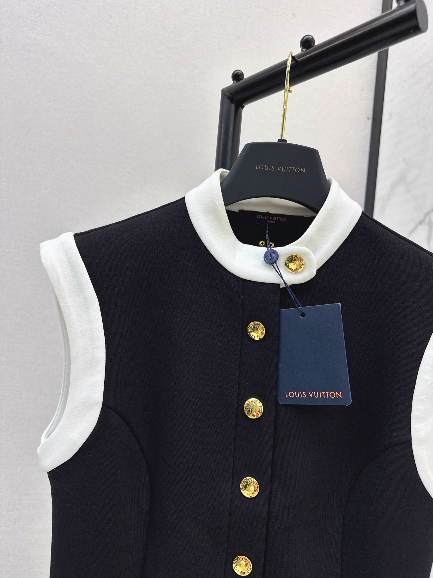 L 25ss vest