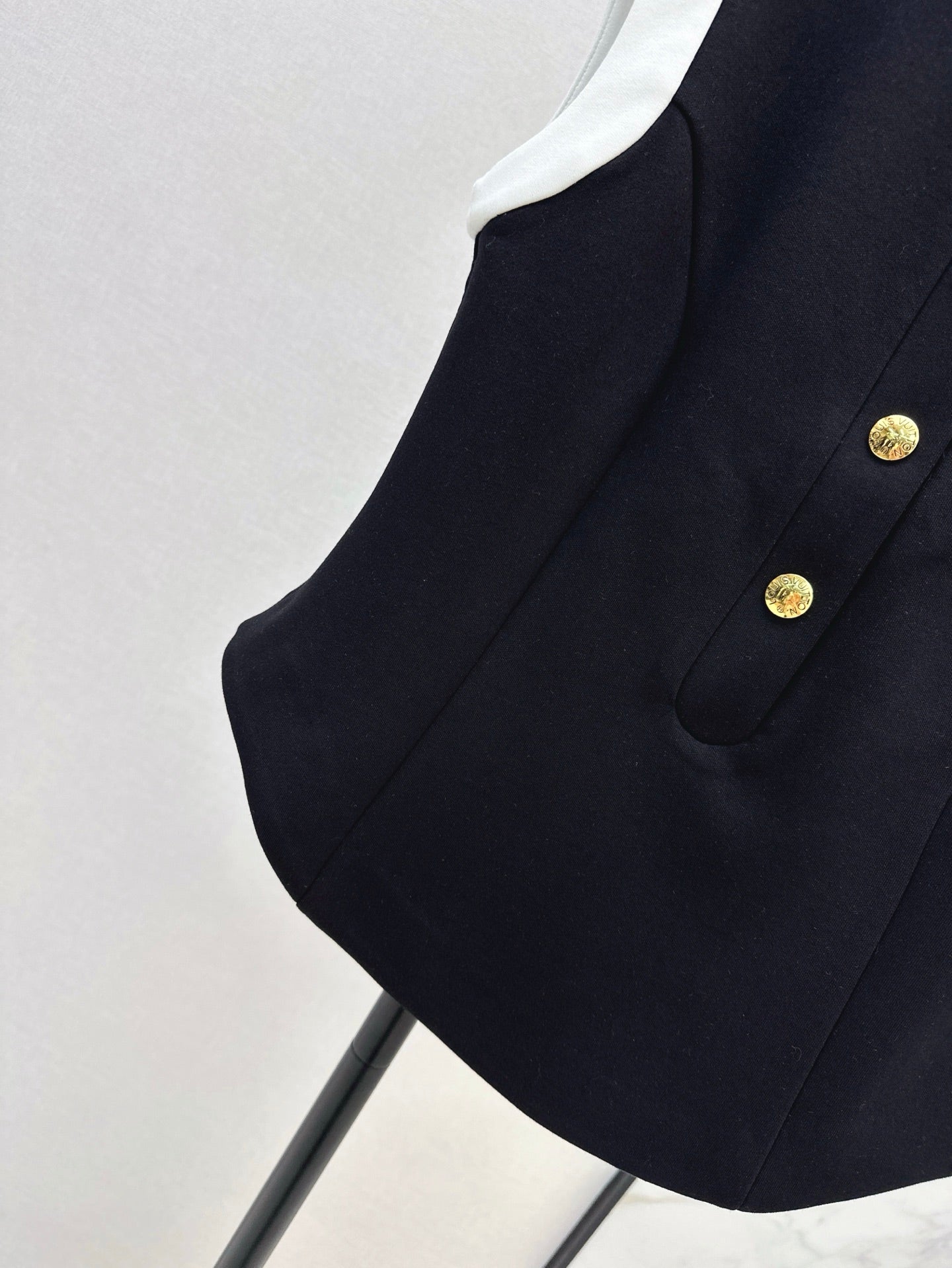 L 25ss vest