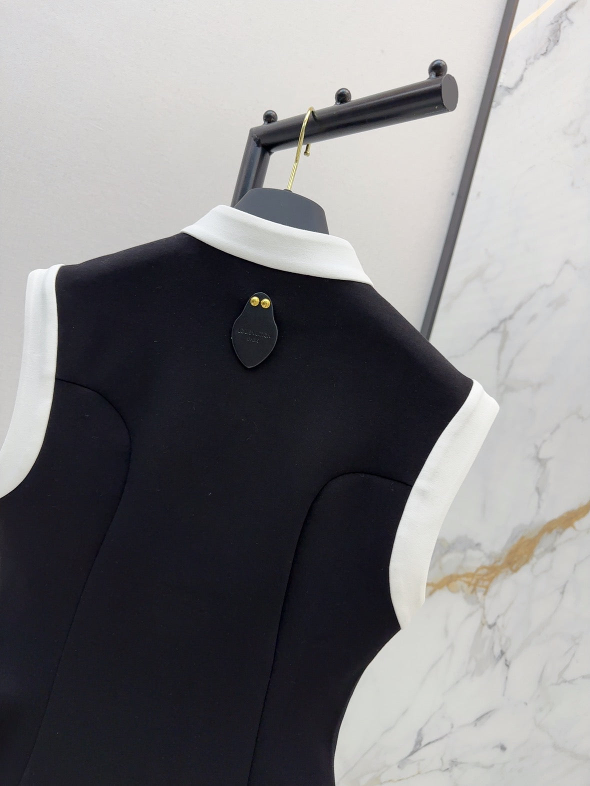 L 25ss vest