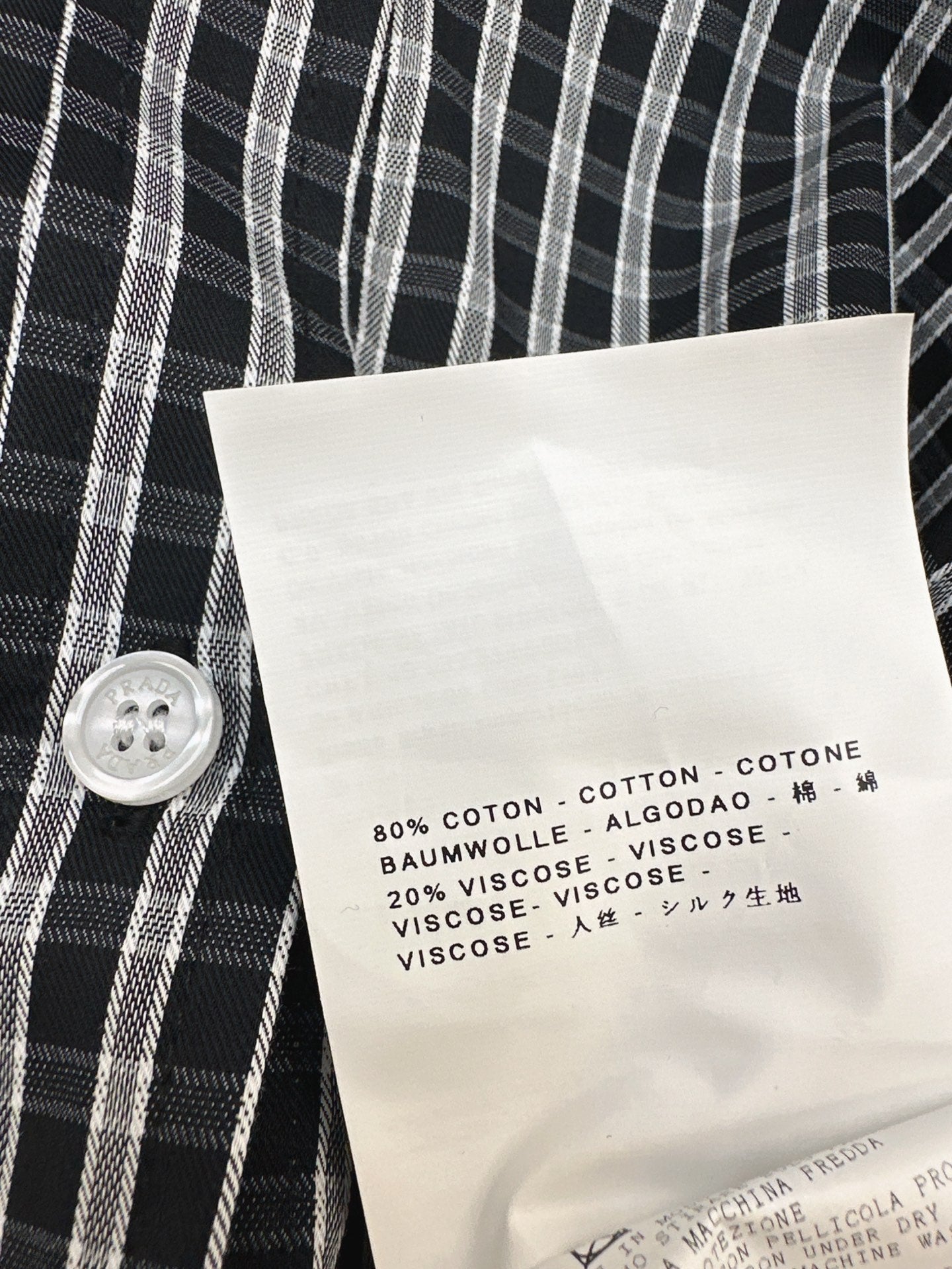P 25ss loose fit buttons shirt