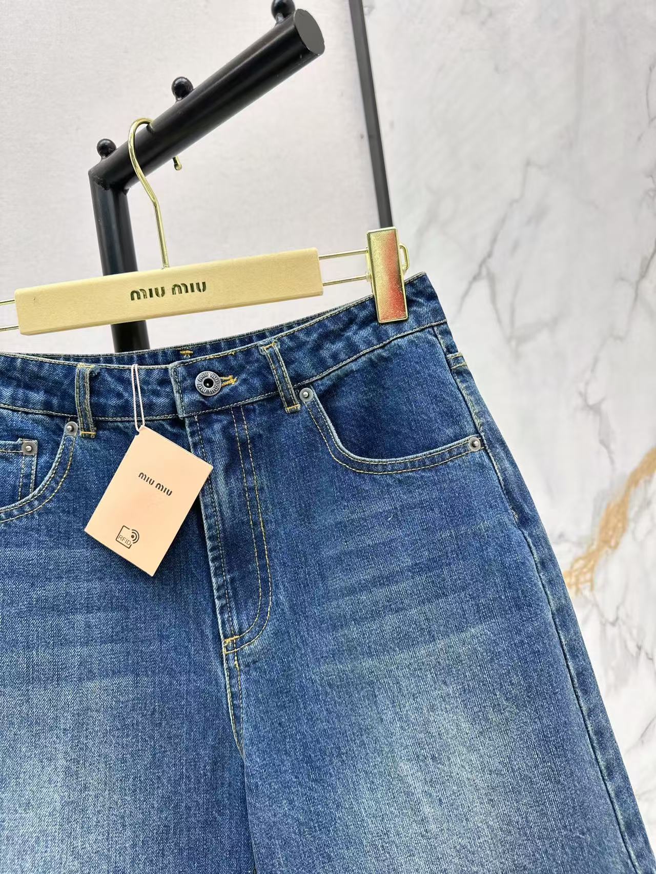 m 25ss denim short