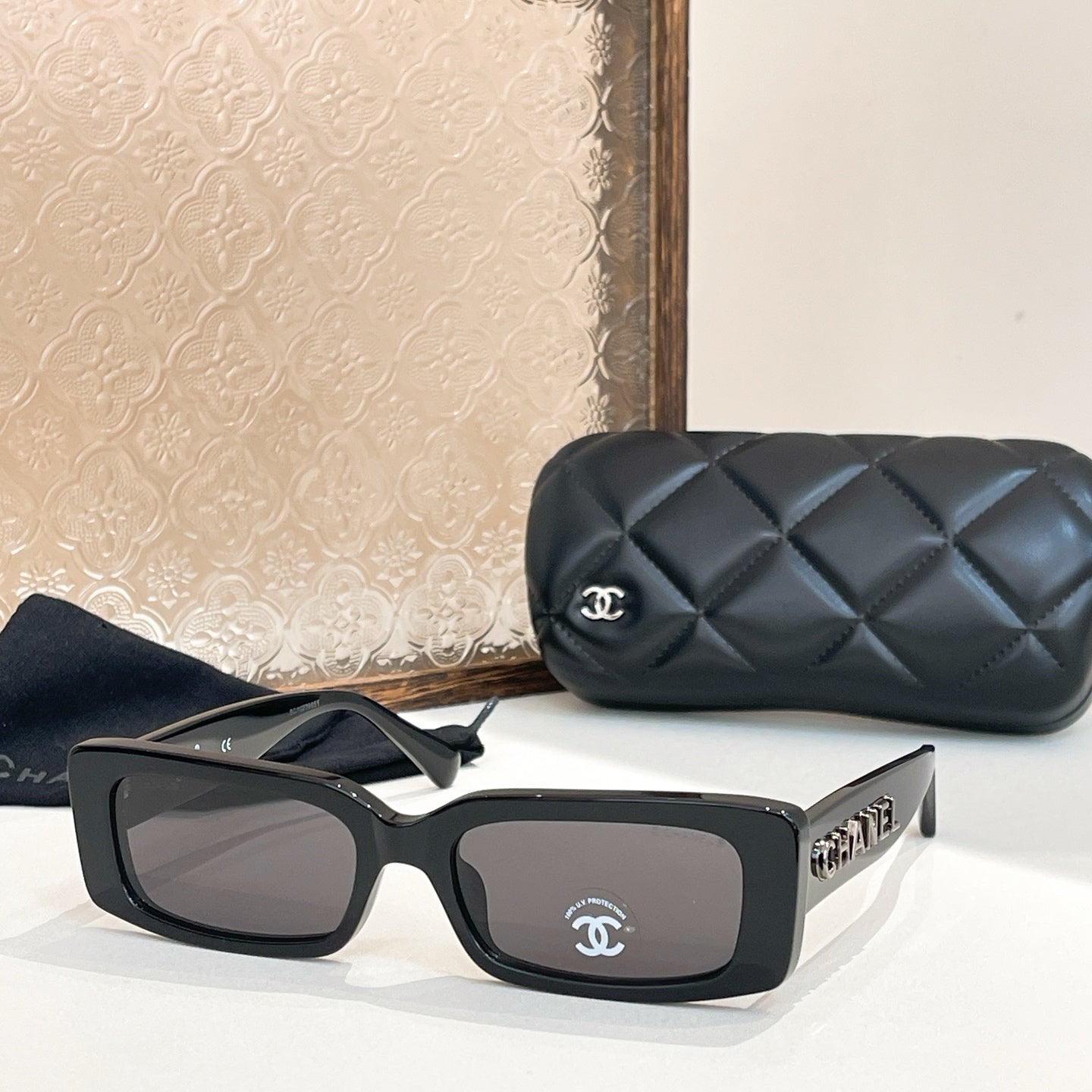 Ch 71473A sunglasses