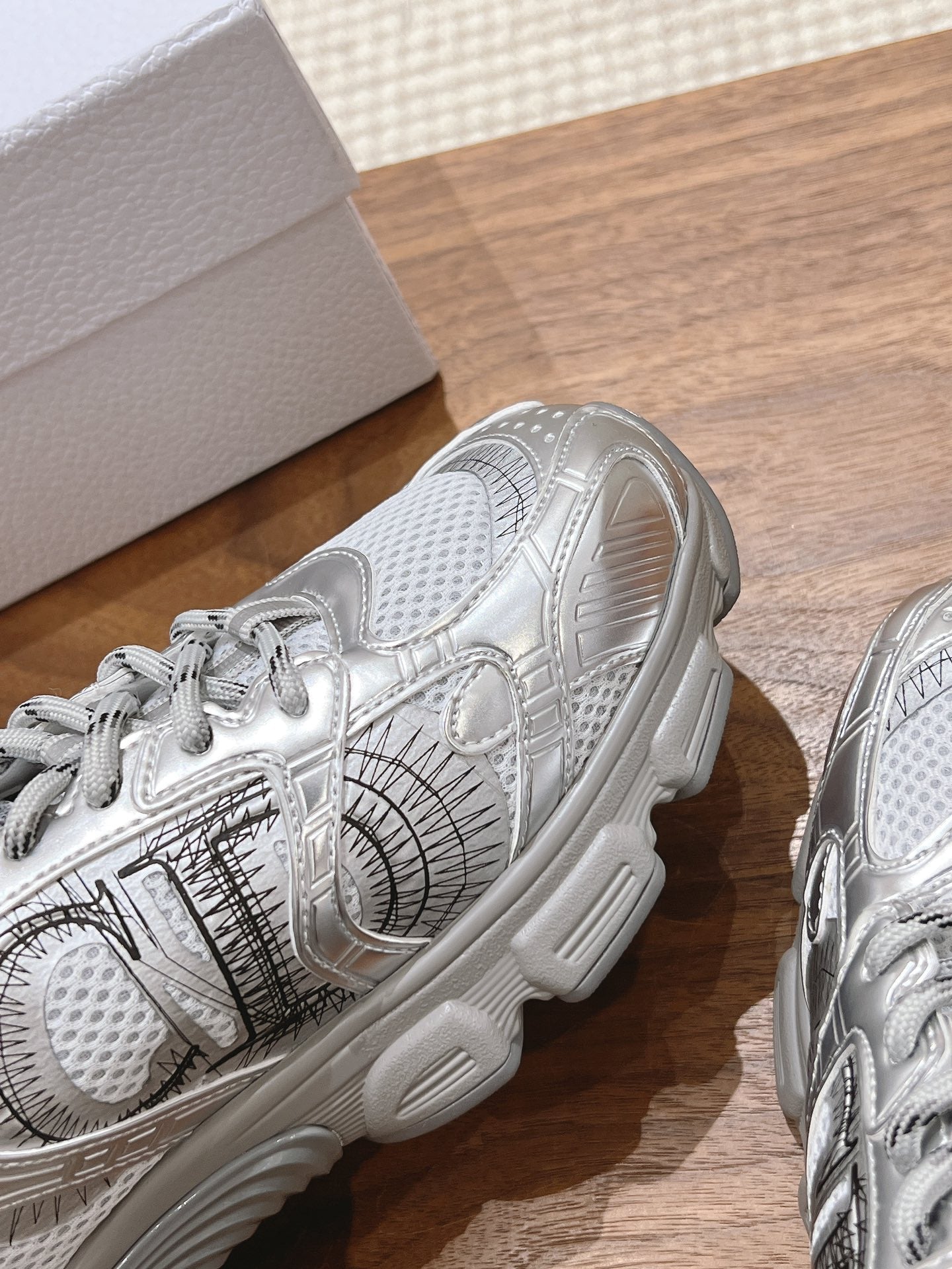D chrono sneaker