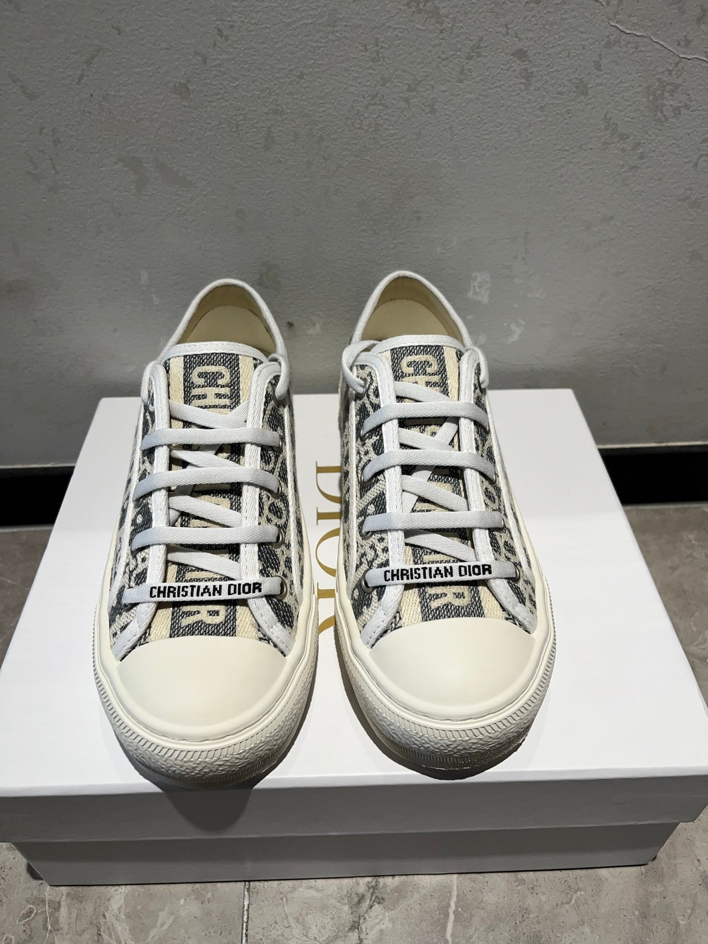 D walk‘n sneaker