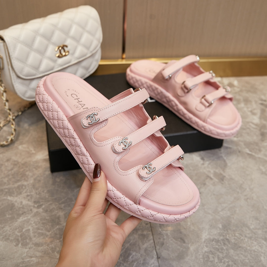 slippers