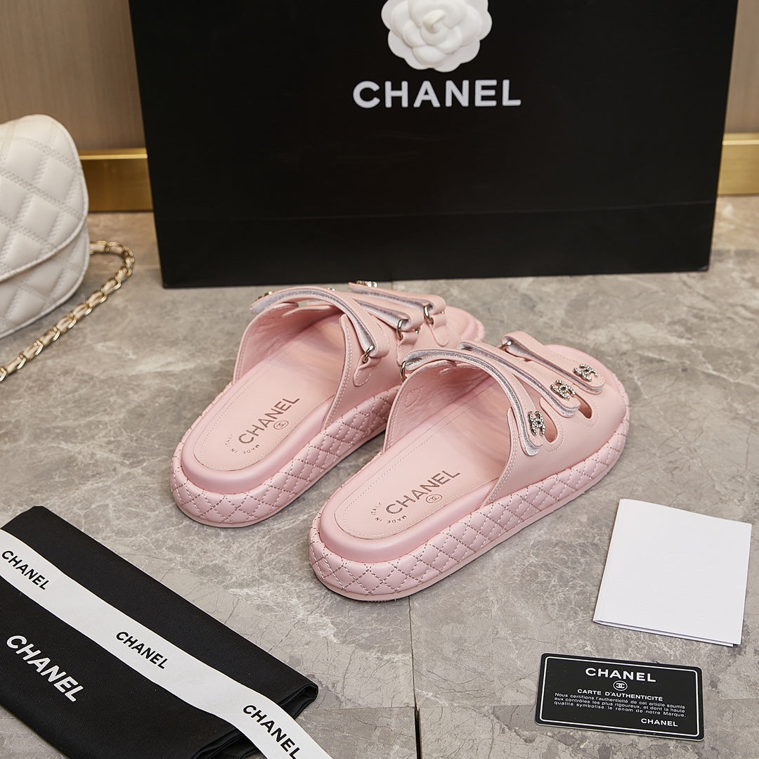 slippers