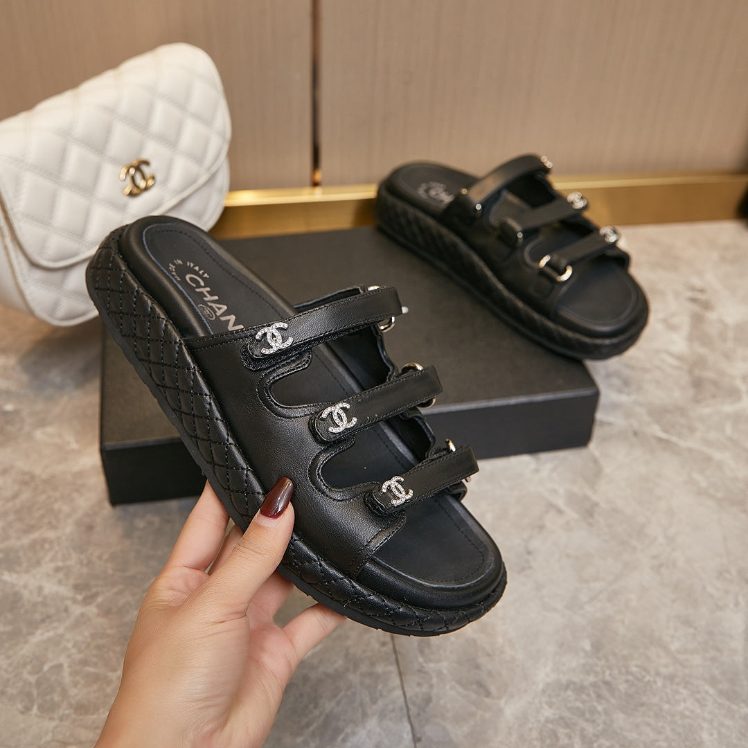 slippers