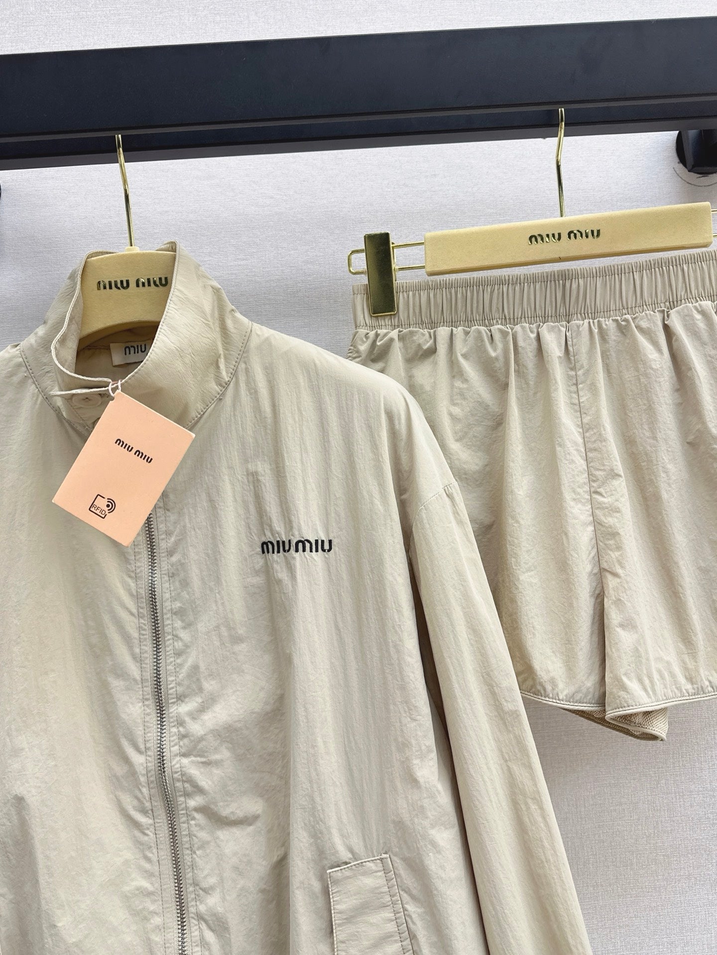 25ss sunscreen tracksuit