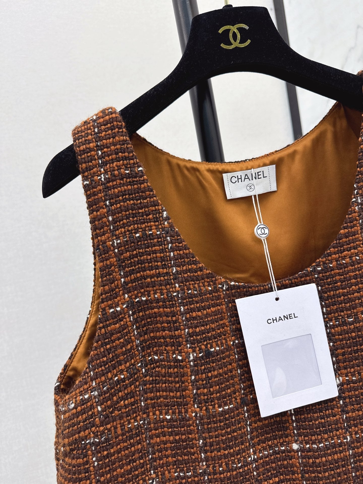 Ch 25ss wool vest