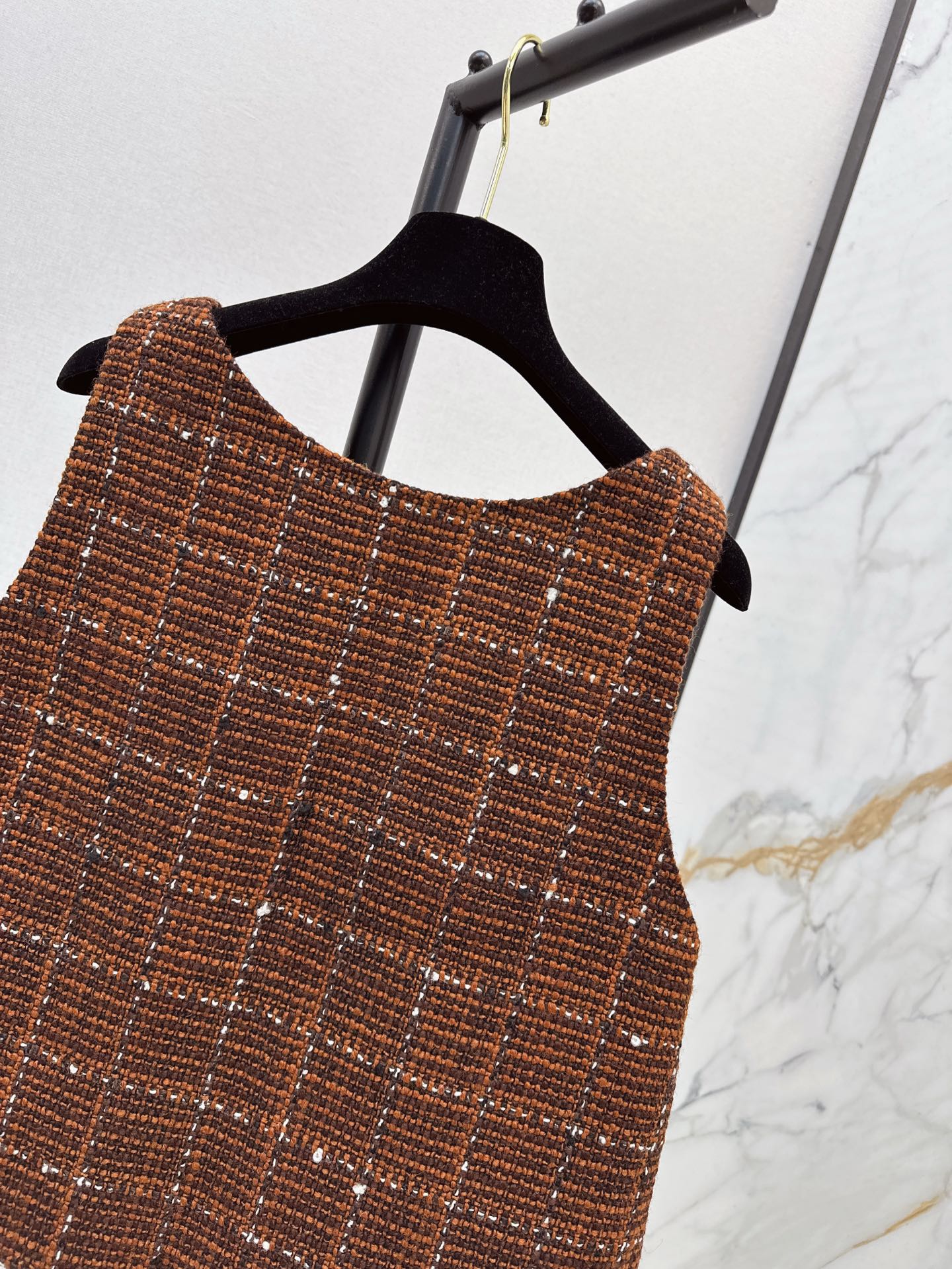 Ch 25ss wool vest