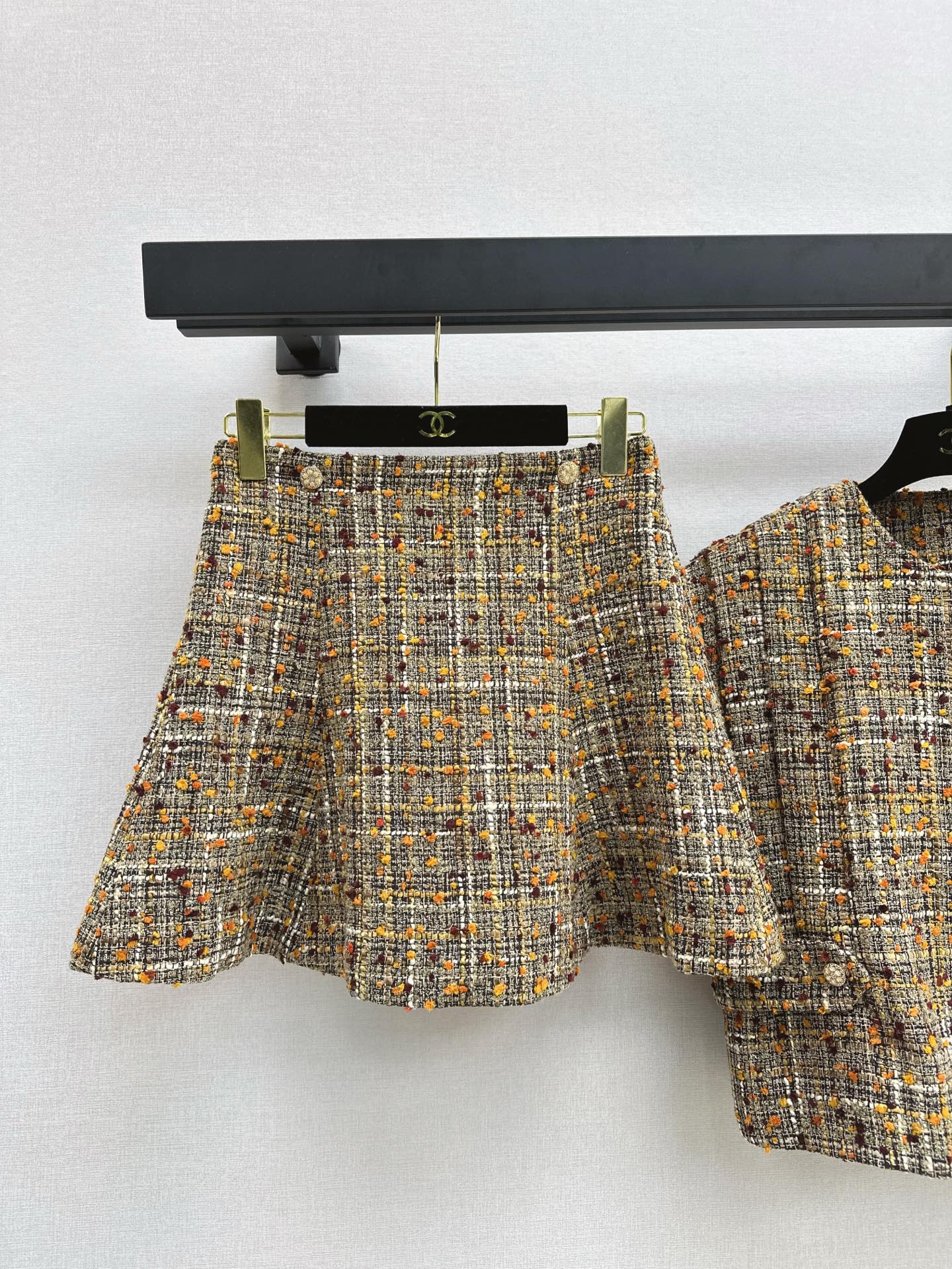 Ch 25ss vest skirt set