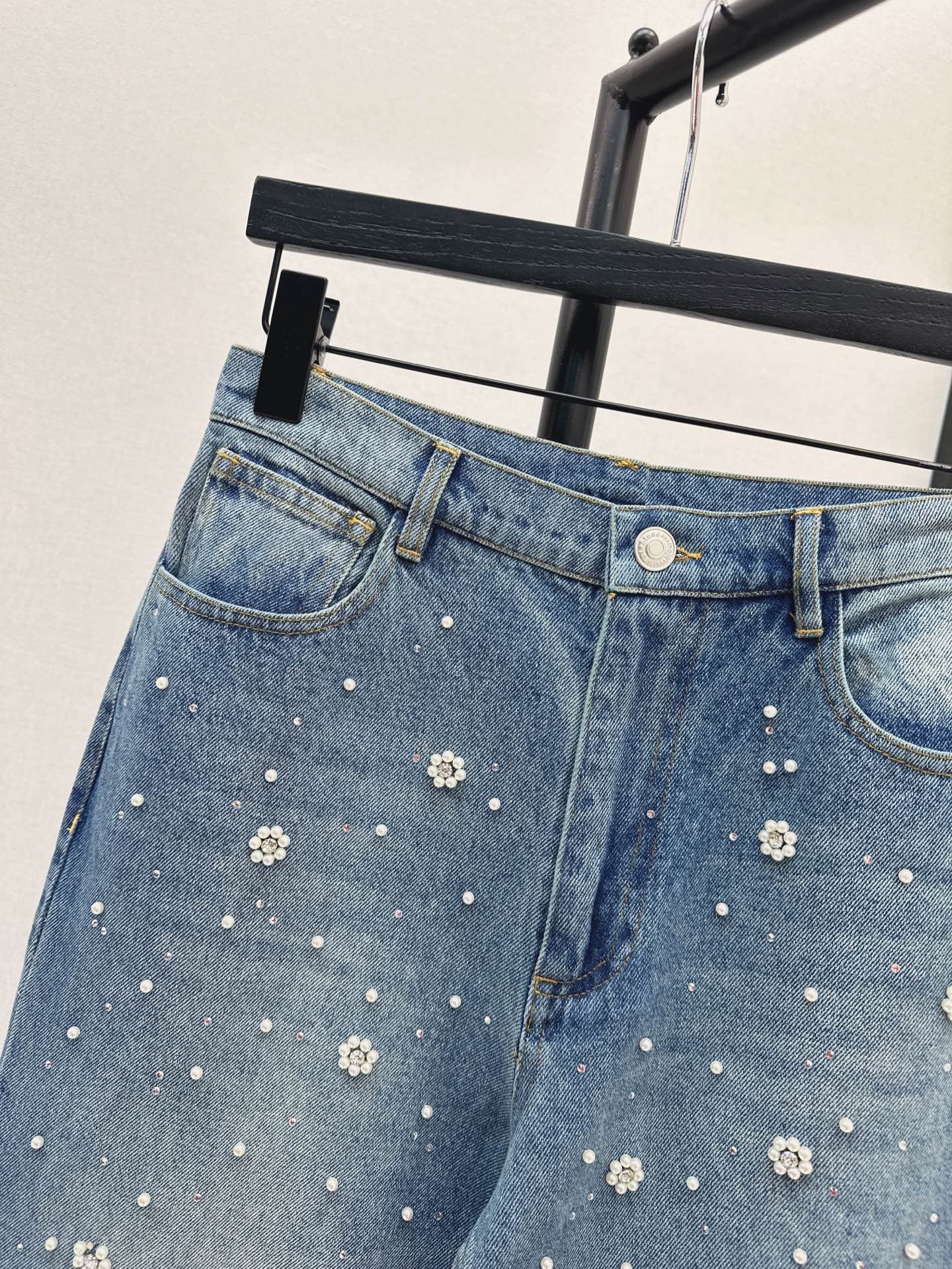 MA 25ss beaded jeans