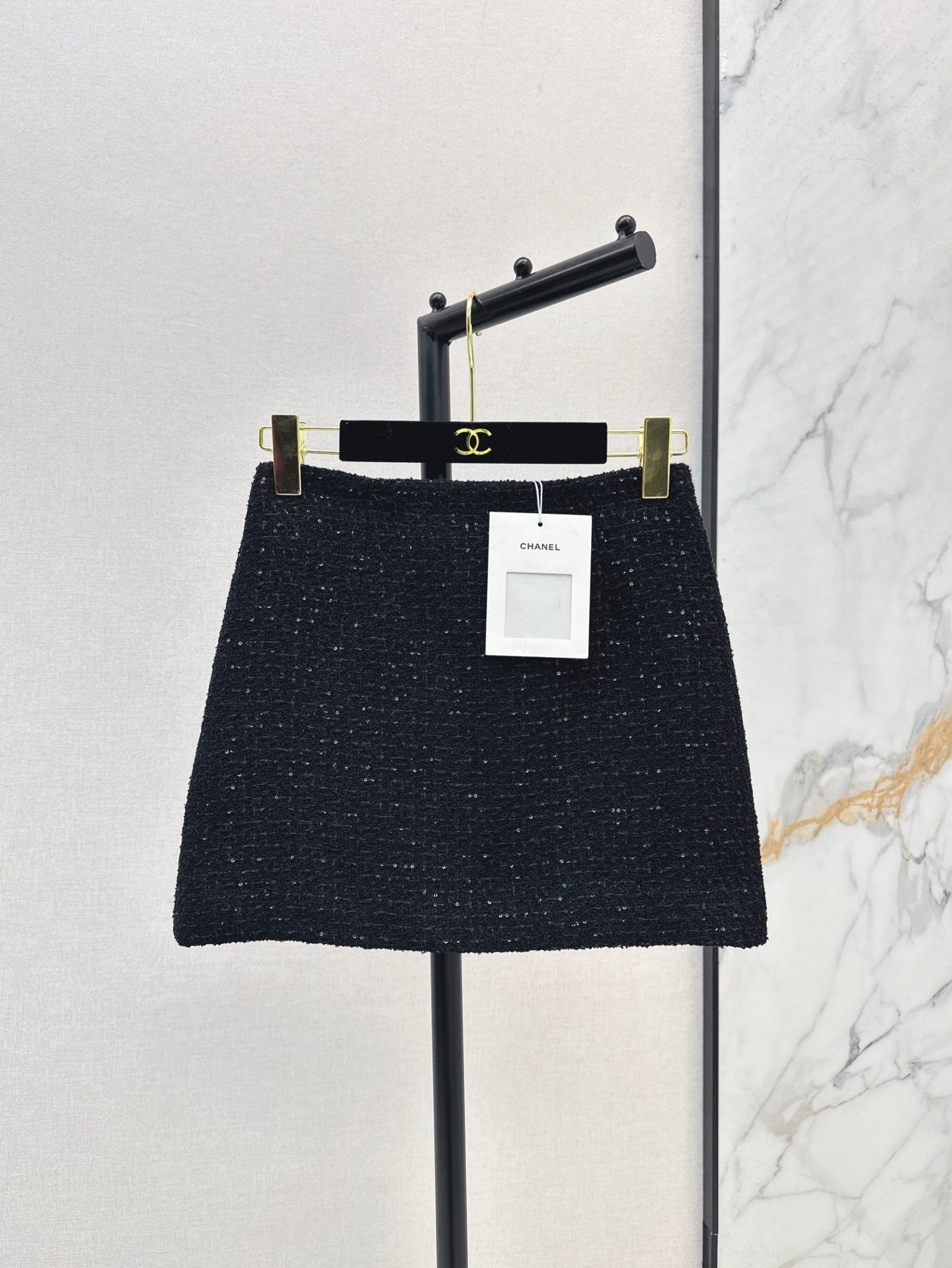 Ch 25ss rhinestone short skirt