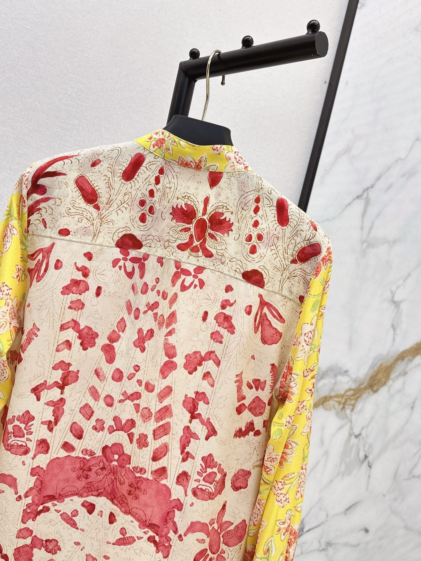 Val 25ss Silk buttons shirt