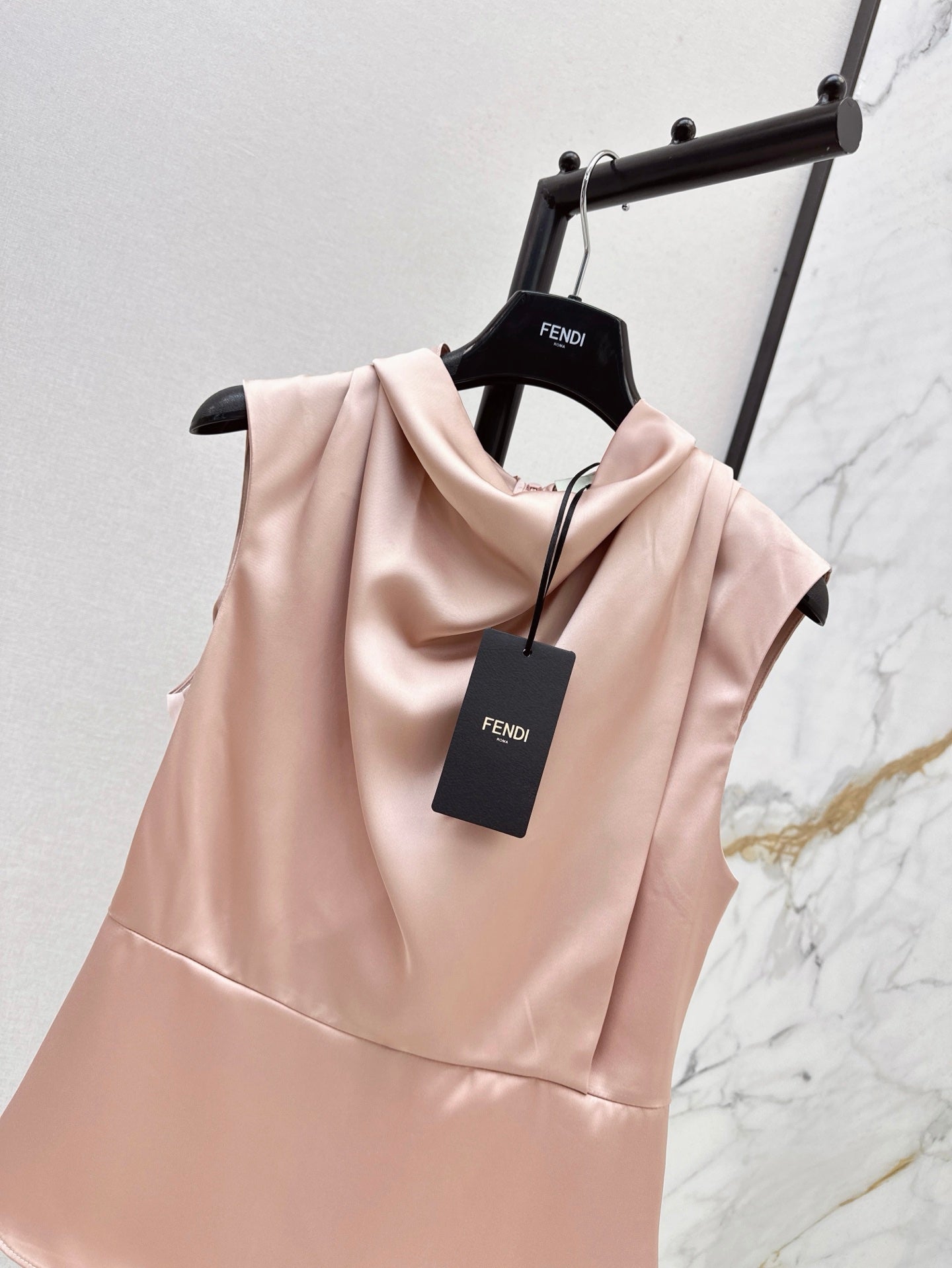 Fe 25ss saint sleeveless shirt