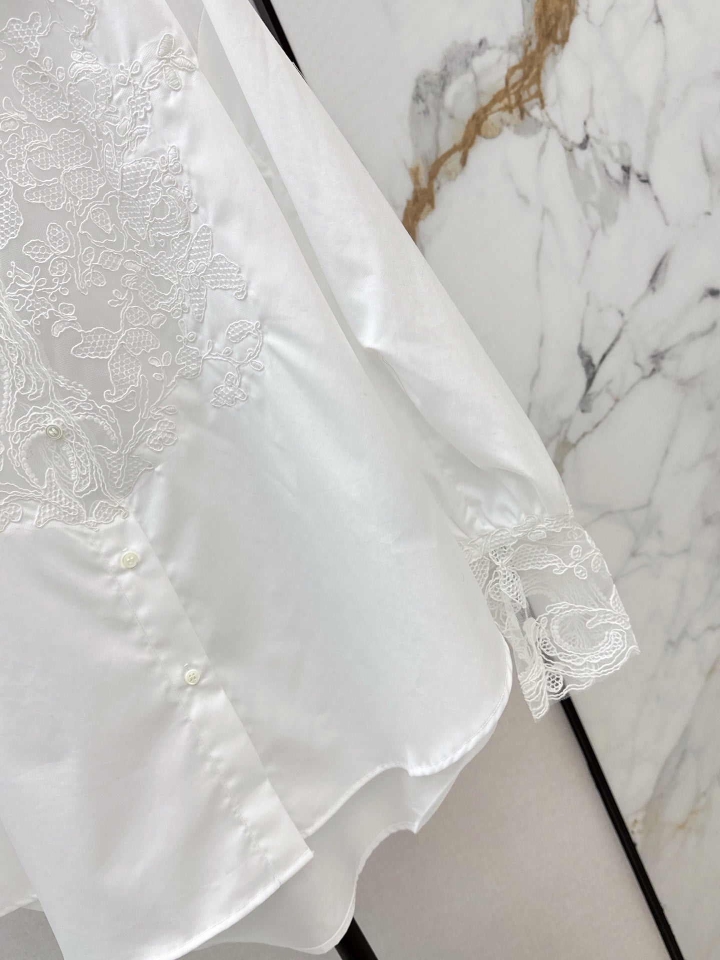 25ss lace buttons shirt