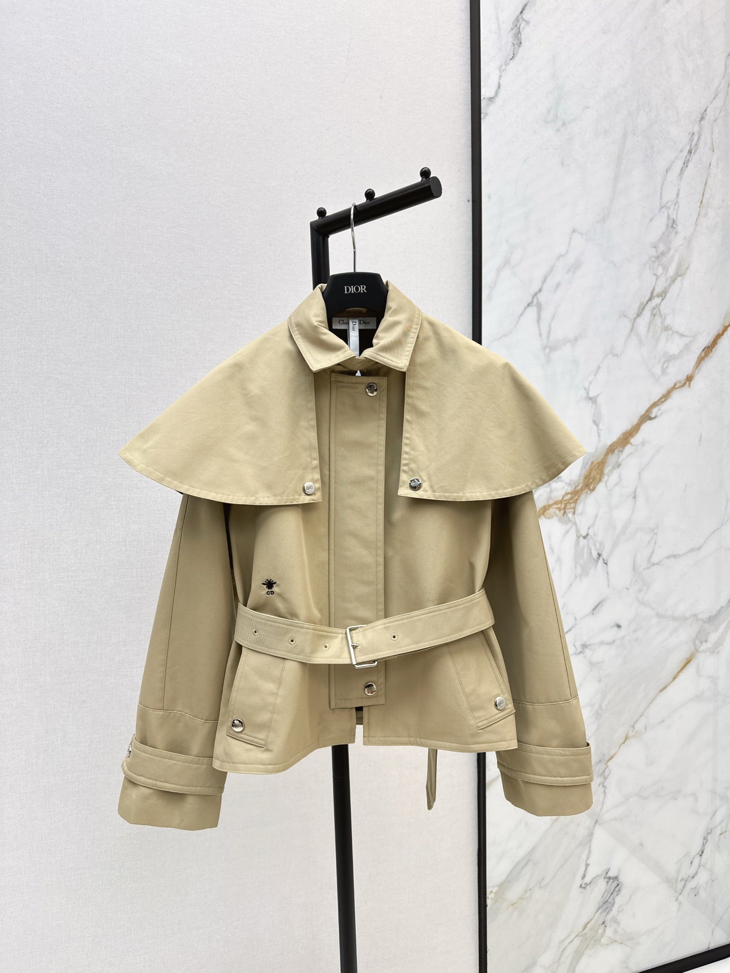 D 25ss cape trench coat