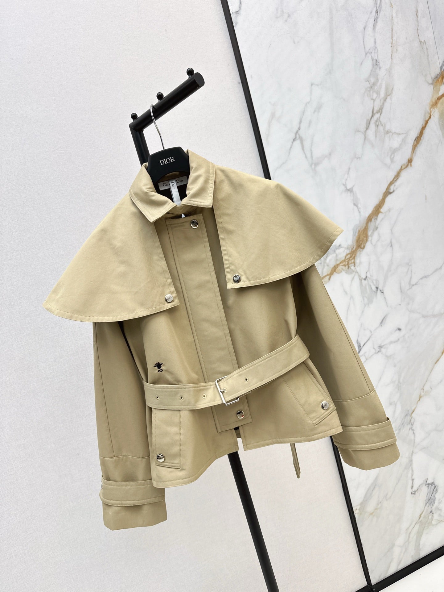 D 25ss cape trench coat