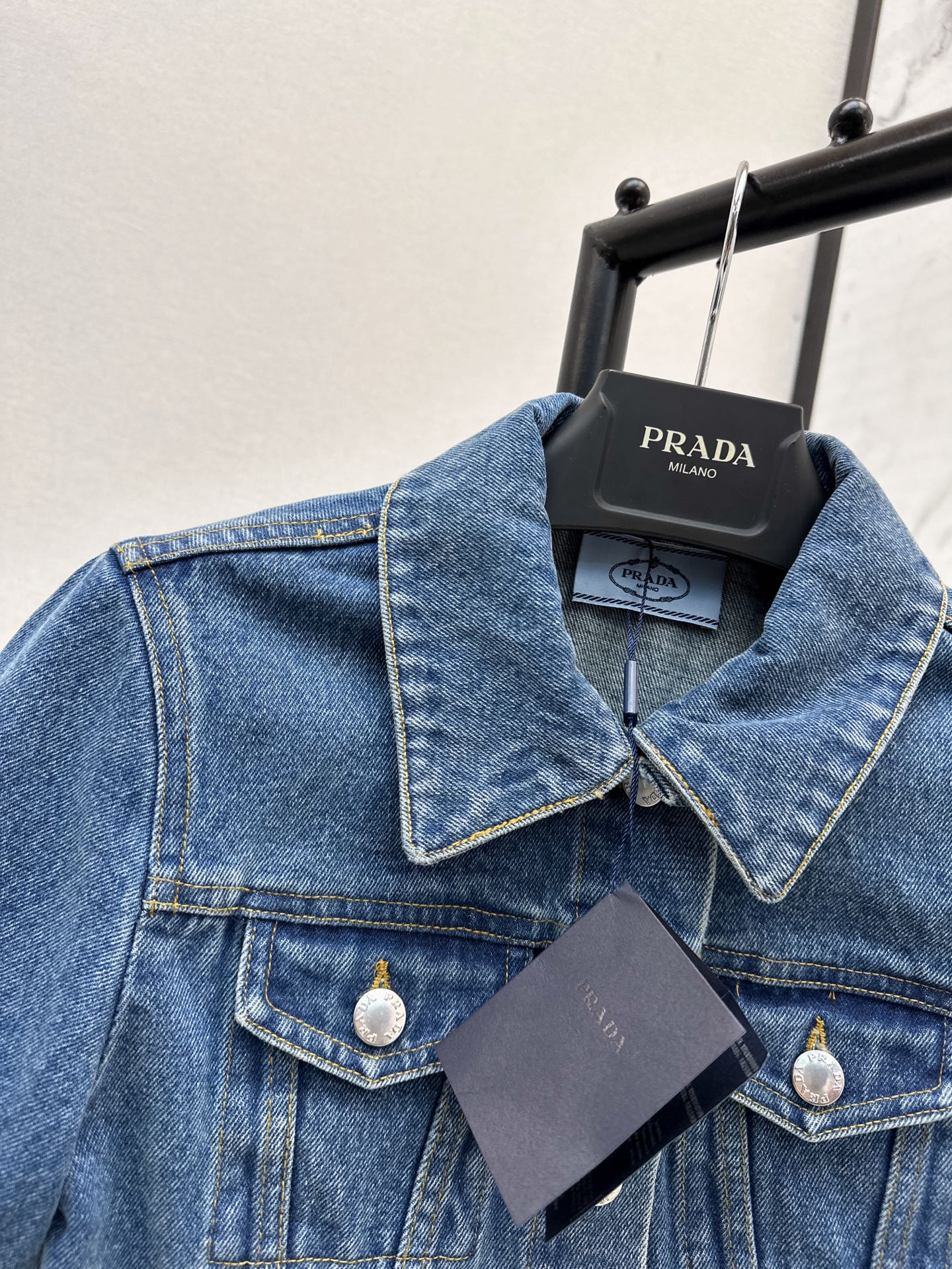 P 25ss crop denim jacket