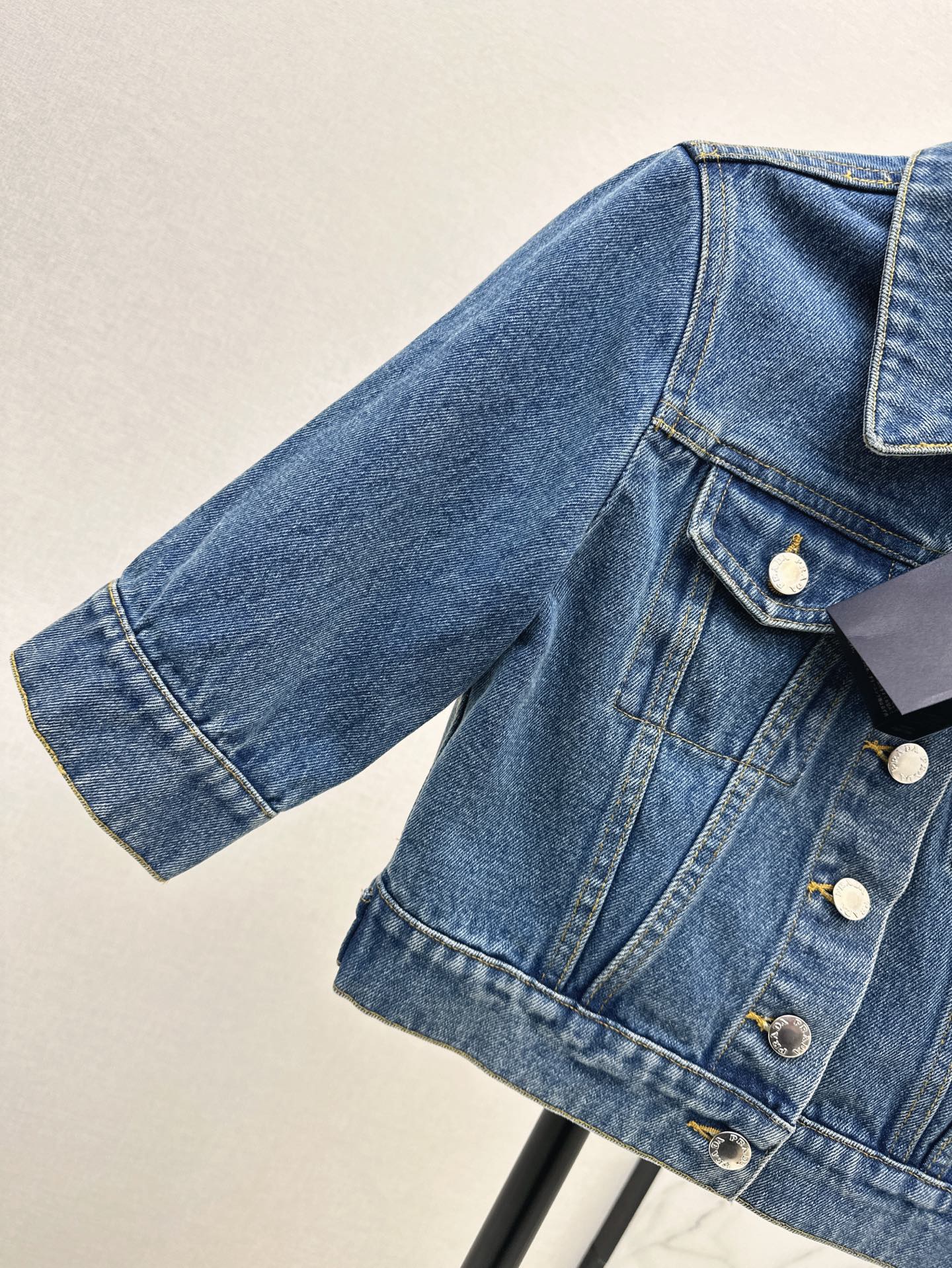P 25ss crop denim jacket