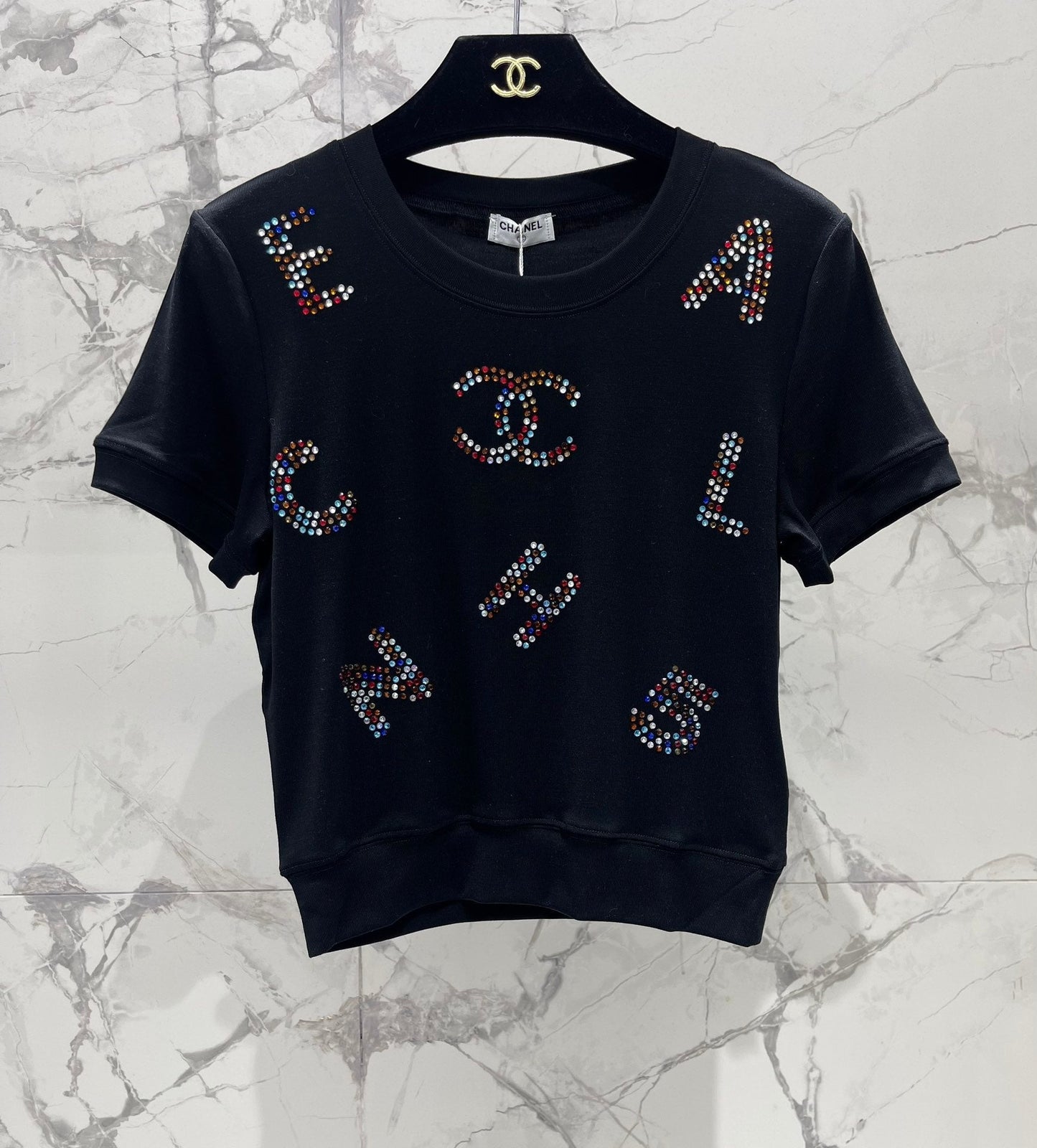 ch 25ss rhinestone t-shirt