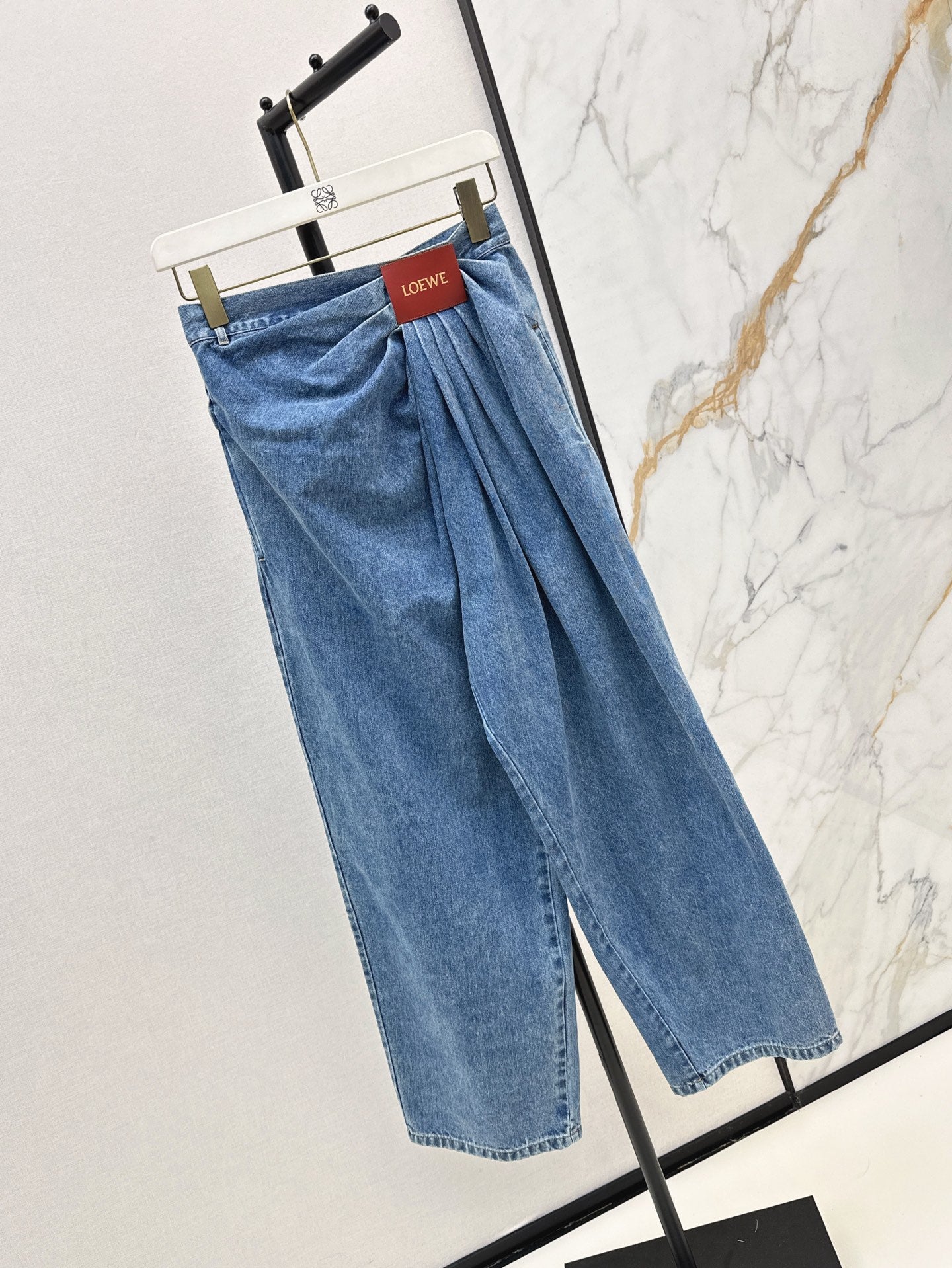 Lo 25ss pleated jeans