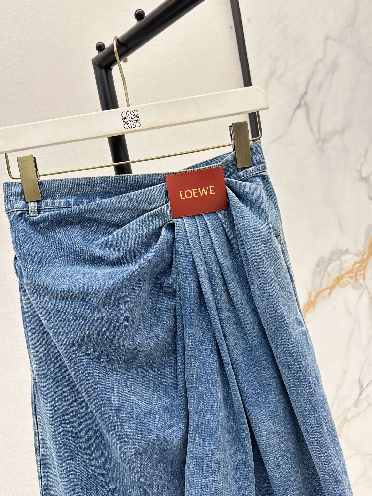 Lo 25ss pleated jeans