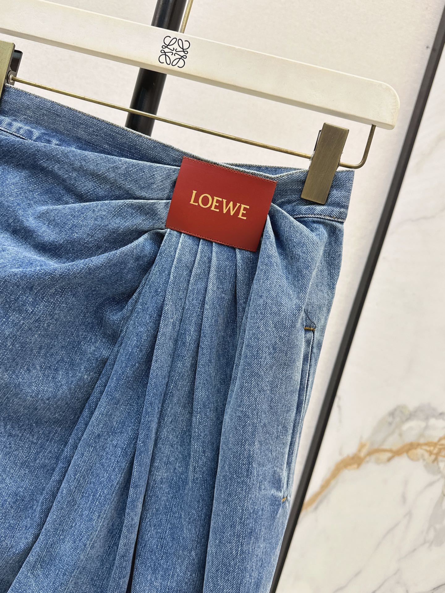 Lo 25ss pleated jeans