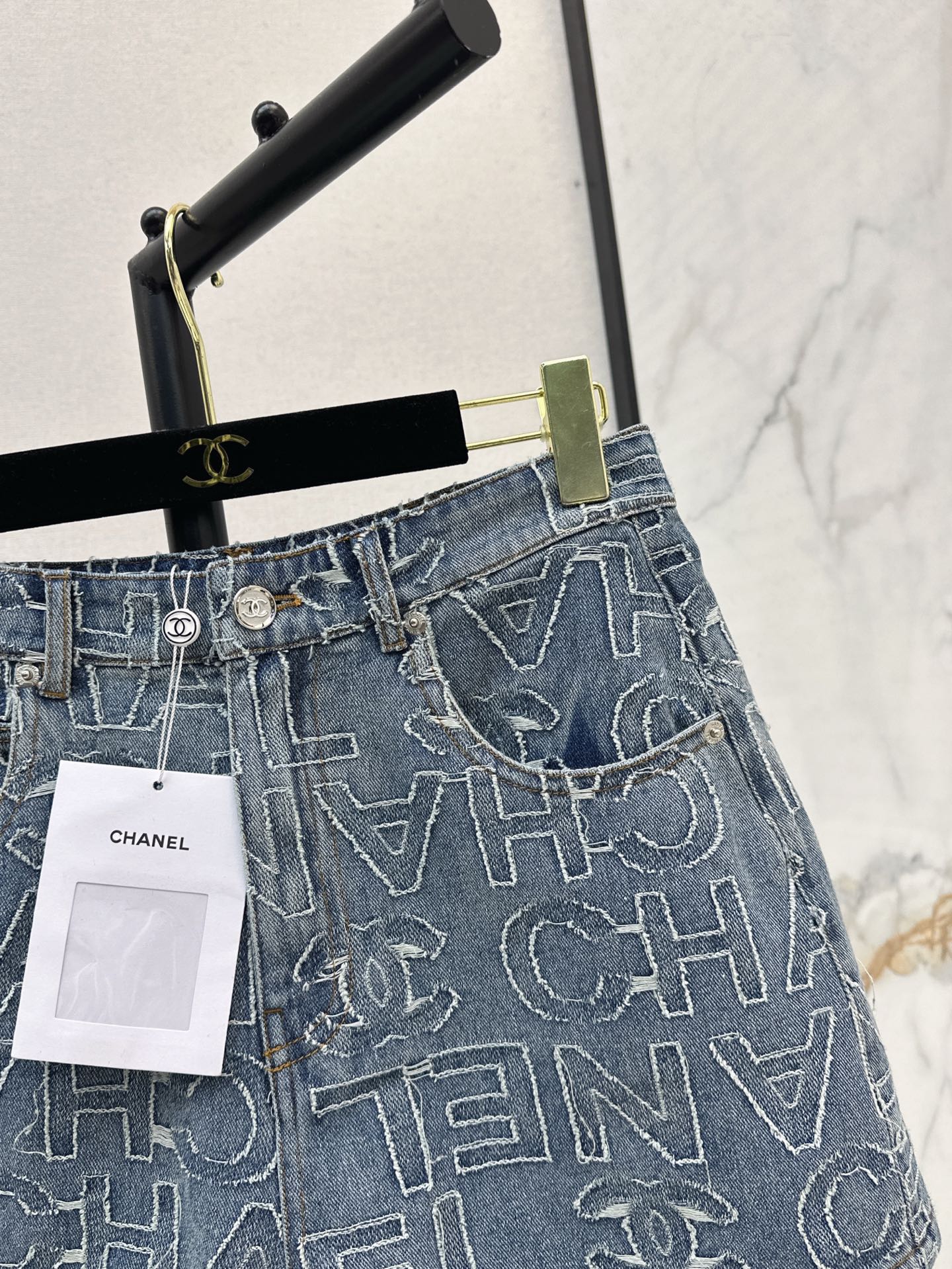 25ss embroidered denim short