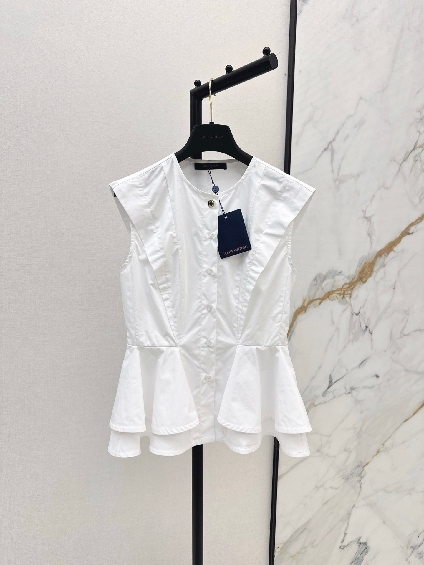 25ss sleeveless shirt
