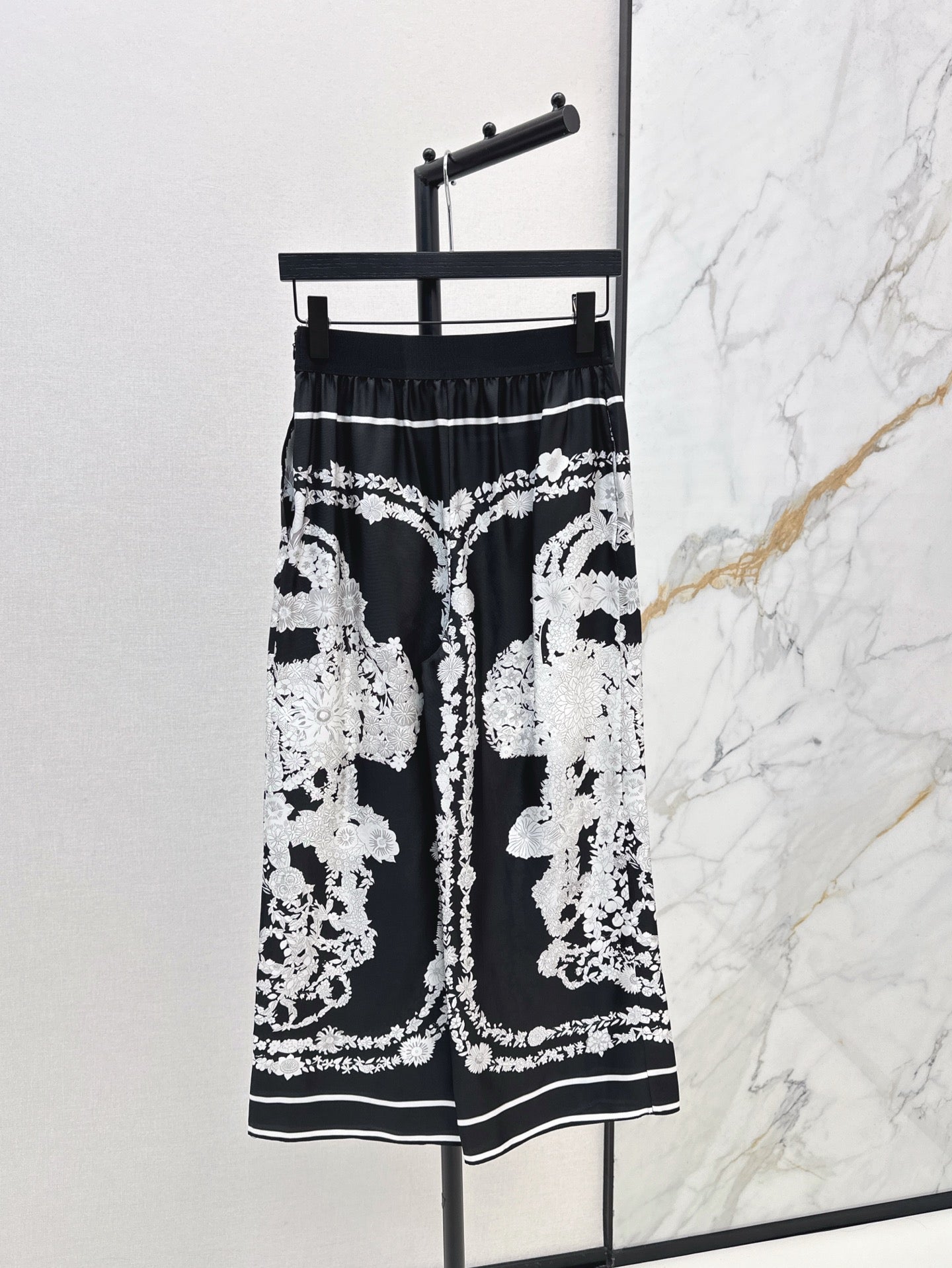 25ss Silk pants