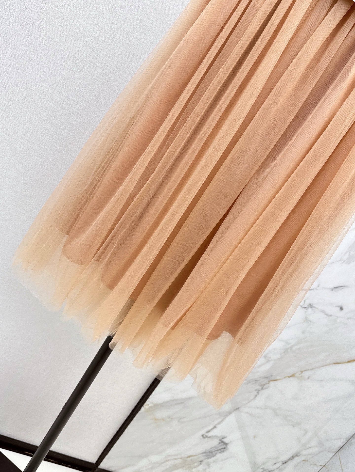 25ss ruffle skirt