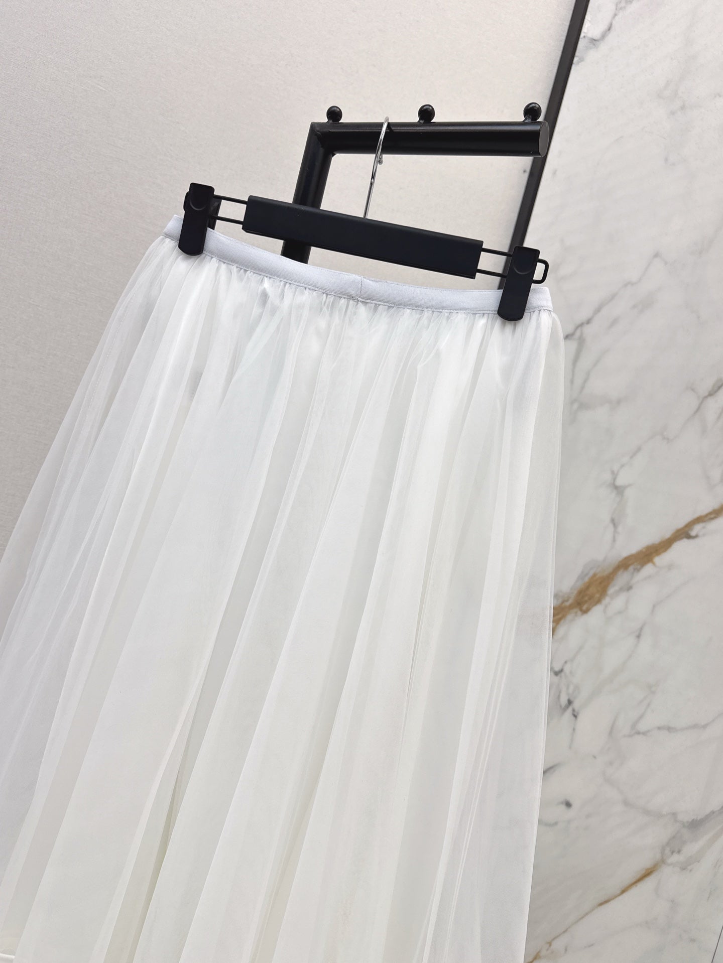 25SS ruffle skirt